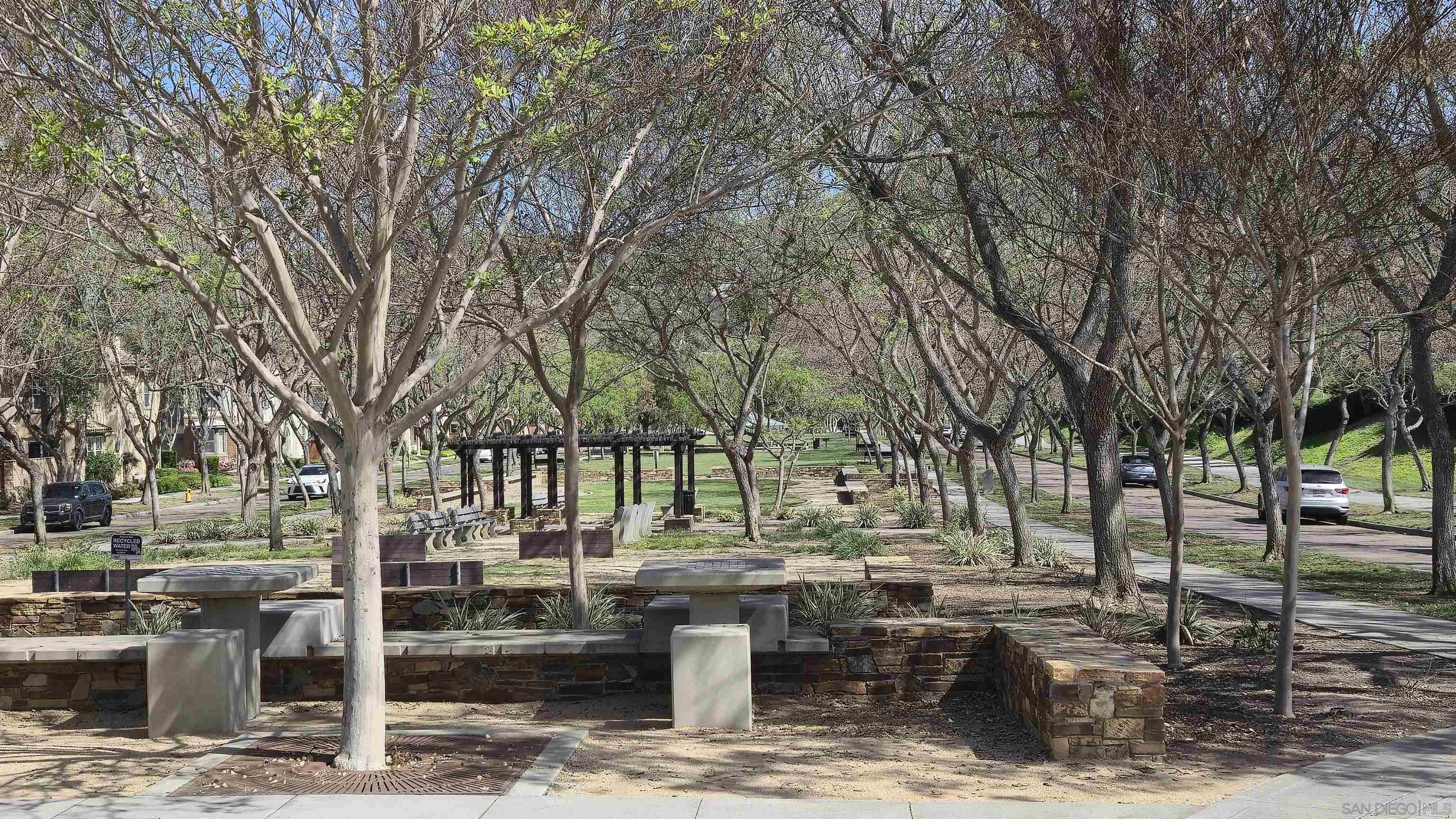 Detail Gallery Image 27 of 28 For 16910  Bixby St  #1,  San Diego,  CA 92127 - 3 Beds | 3 Baths