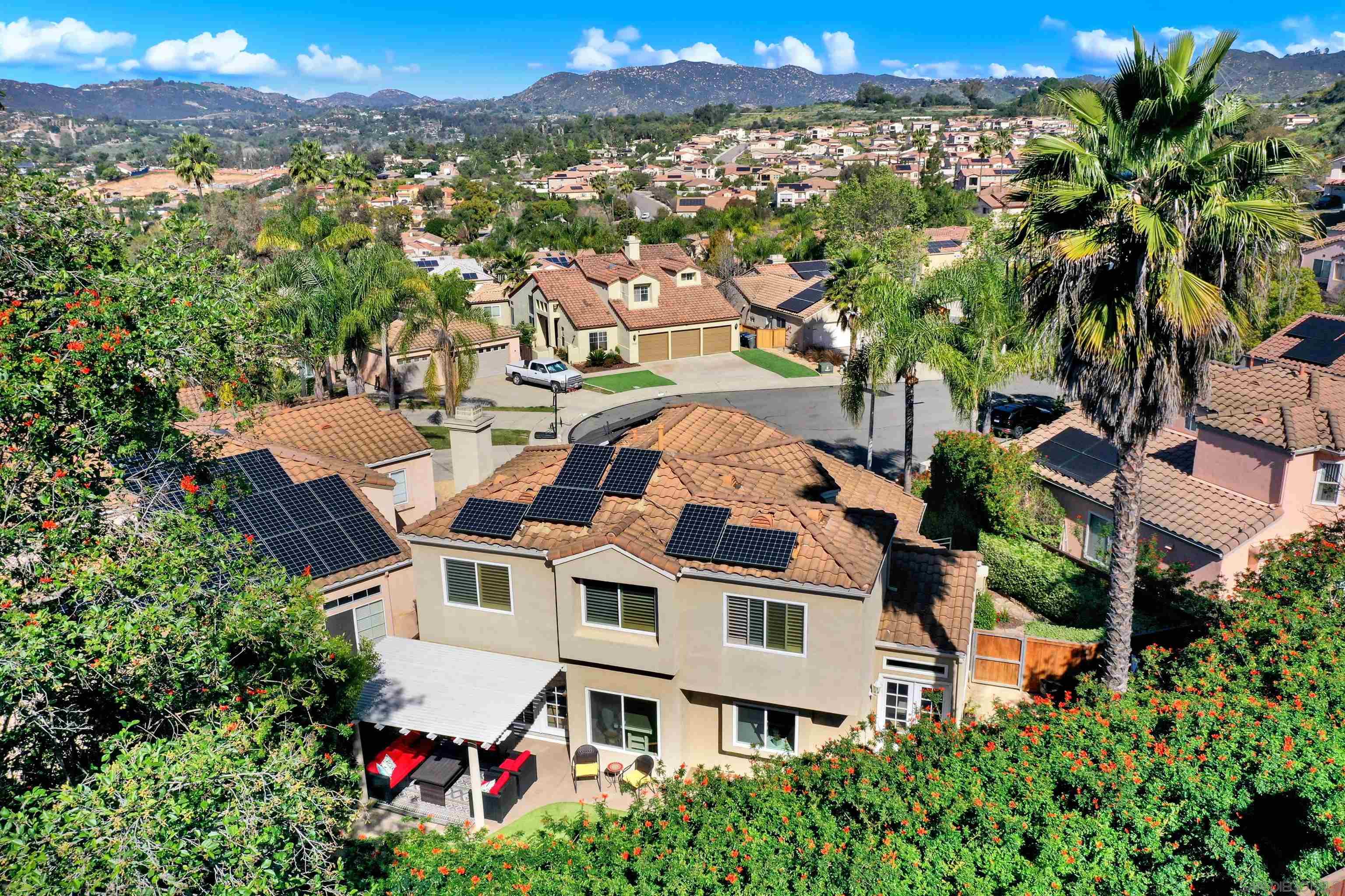 Detail Gallery Image 30 of 35 For 1361  Gilmore Place, Escondido,  CA 92026 - 4 Beds | 2/1 Baths