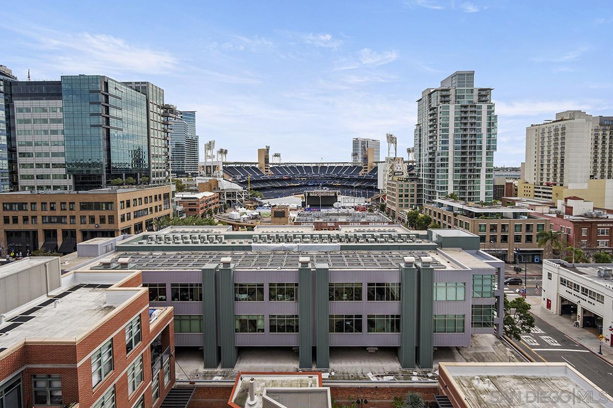 Detail Gallery Image 11 of 69 For 877  Island Ave.  907, San Diego,  CA 92101 - 1 Beds | 1/1 Baths