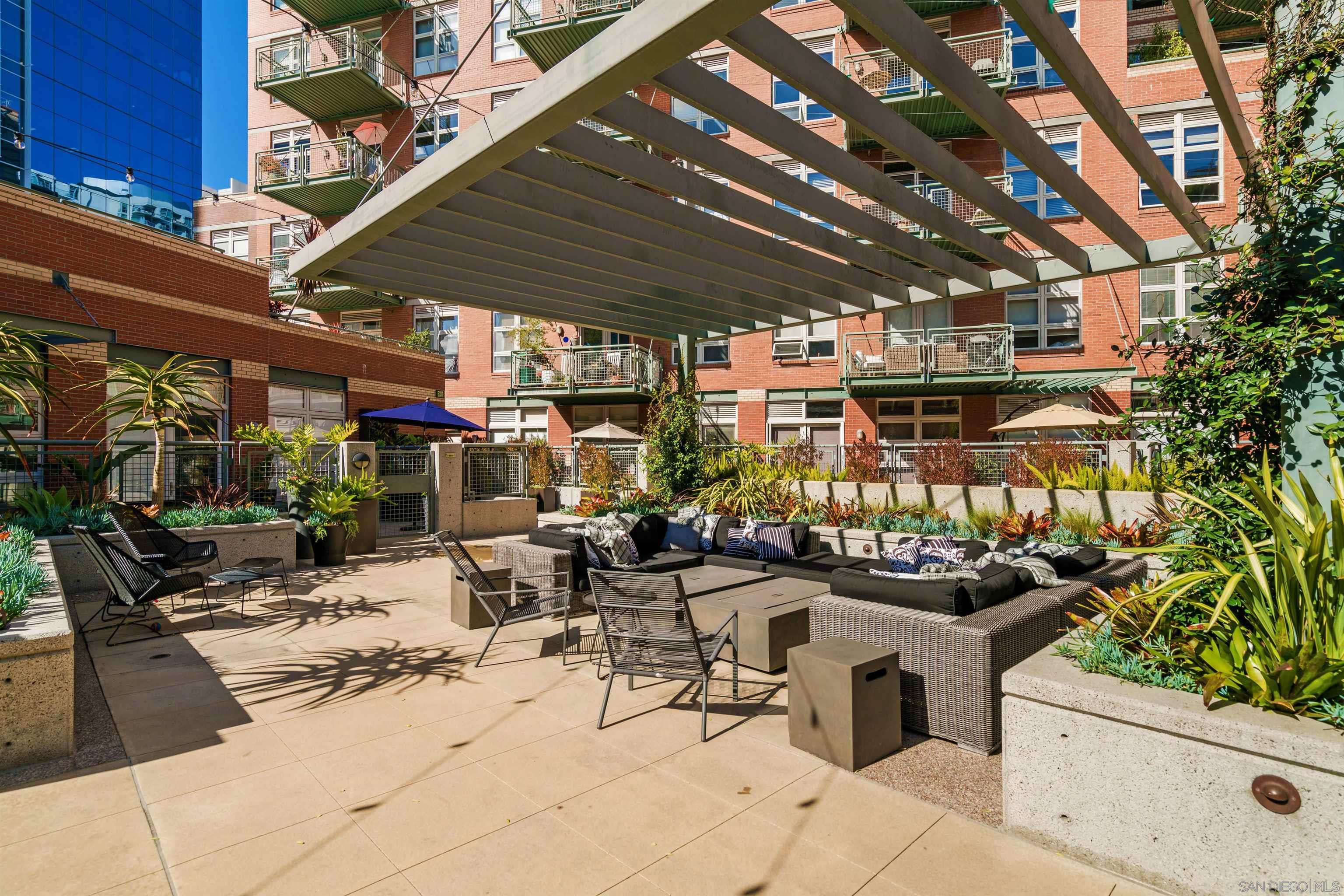 Detail Gallery Image 52 of 69 For 877  Island Ave.  907, San Diego,  CA 92101 - 1 Beds | 1/1 Baths