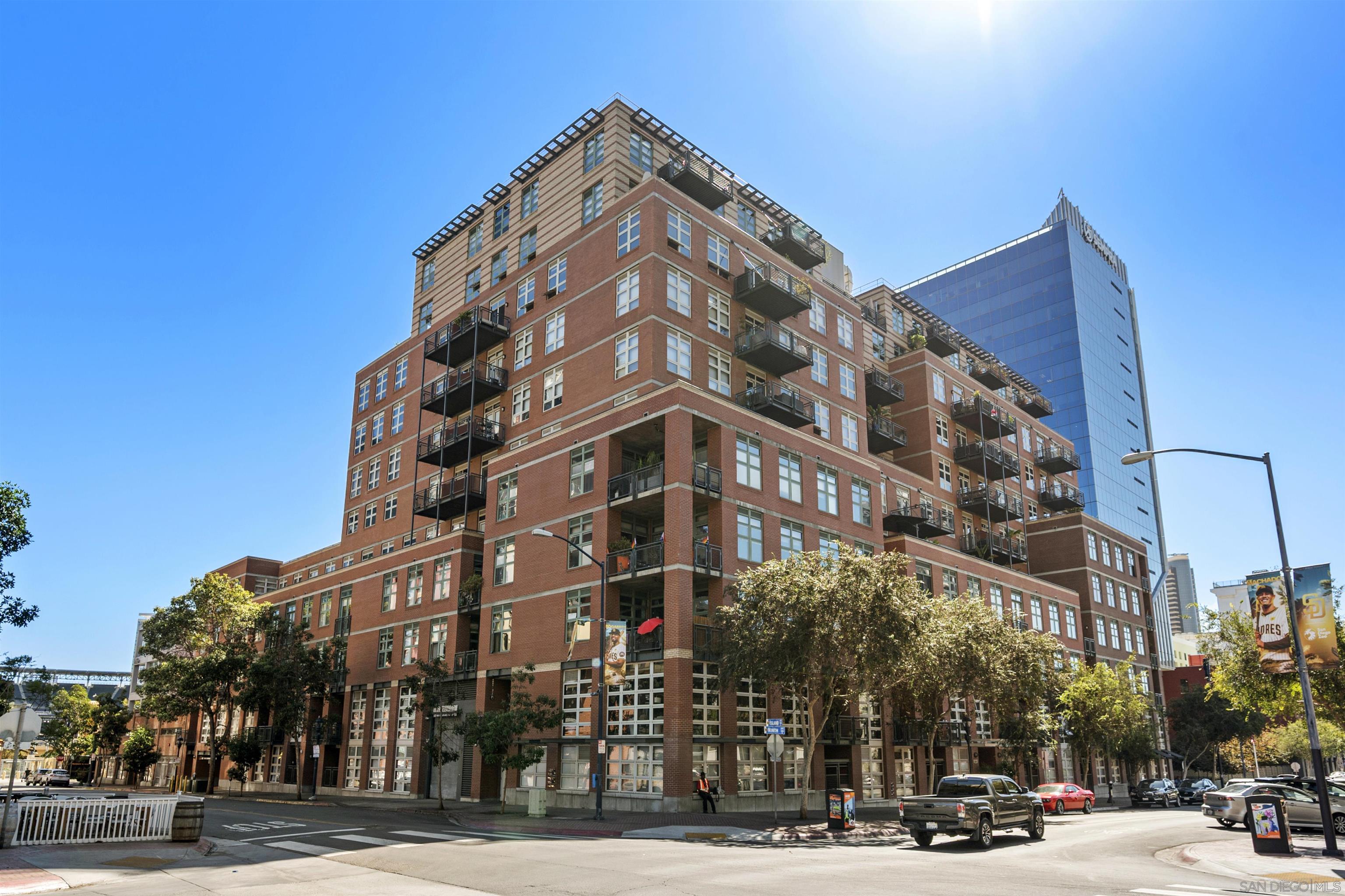 Detail Gallery Image 57 of 69 For 877  Island Ave.  907, San Diego,  CA 92101 - 1 Beds | 1/1 Baths