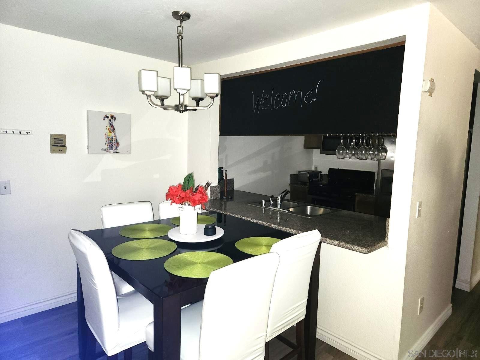 Detail Gallery Image 3 of 22 For 7845  Golfcrest Dr  #21,  San Diego,  CA 92119 - 2 Beds | 2 Baths