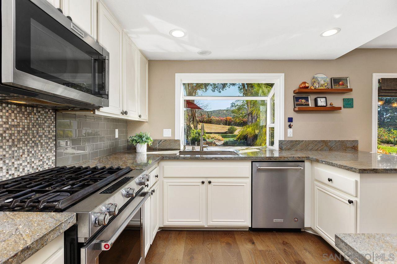 Detail Gallery Image 11 of 61 For 14919  Derringer Rd, Poway,  CA 92064 - 4 Beds | 2/1 Baths
