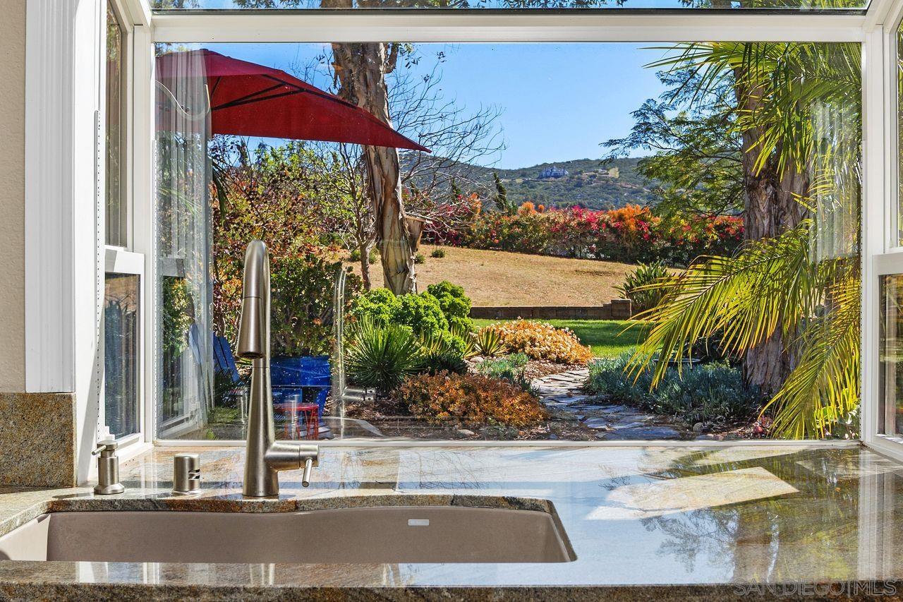 Detail Gallery Image 15 of 59 For 14919  Derringer Rd, Poway,  CA 92064 - 4 Beds | 2/1 Baths