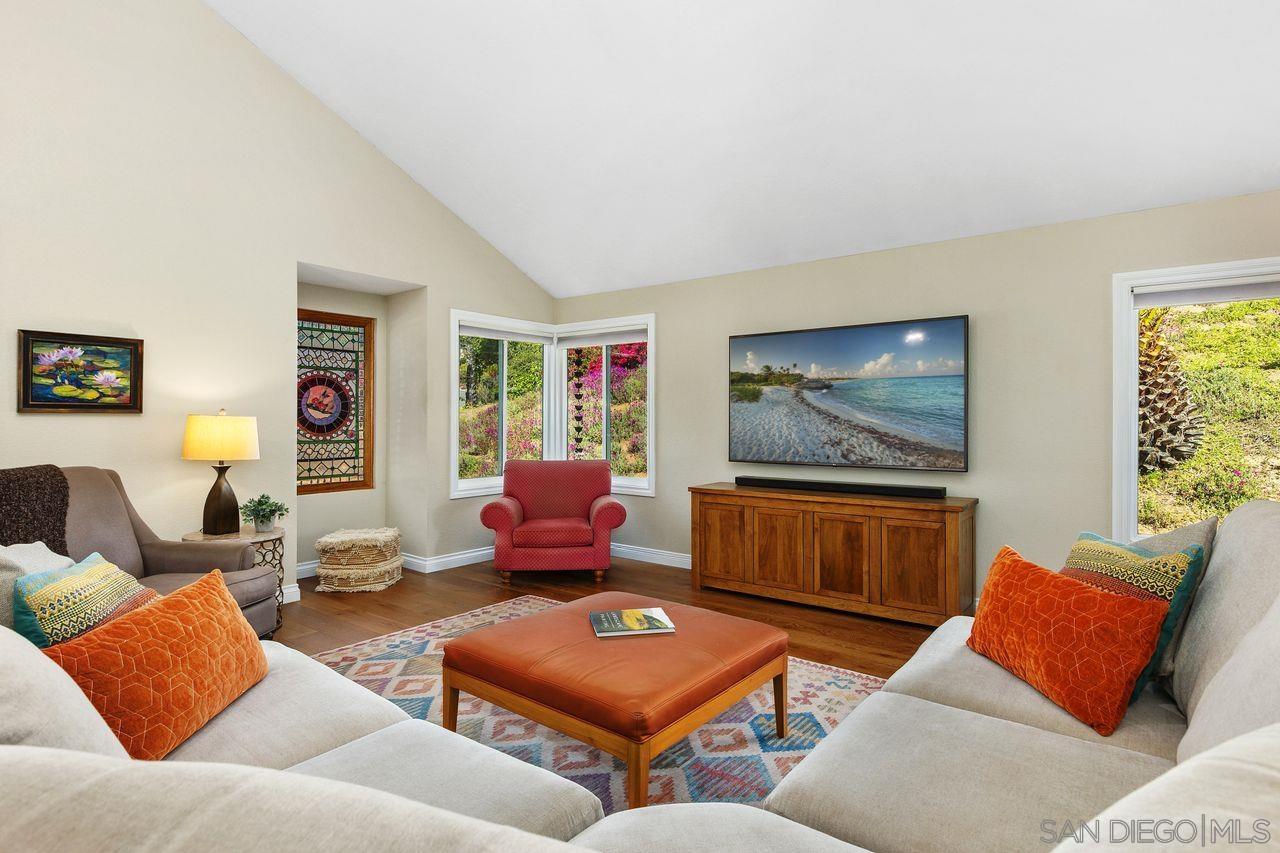 Detail Gallery Image 7 of 61 For 14919  Derringer Rd, Poway,  CA 92064 - 4 Beds | 2/1 Baths