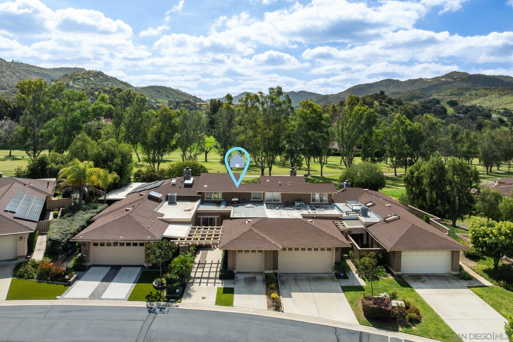 Detail Gallery Image 2 of 39 For 8647  Circle R Valley Ln, Escondido,  CA 92026 - 2 Beds | 2 Baths