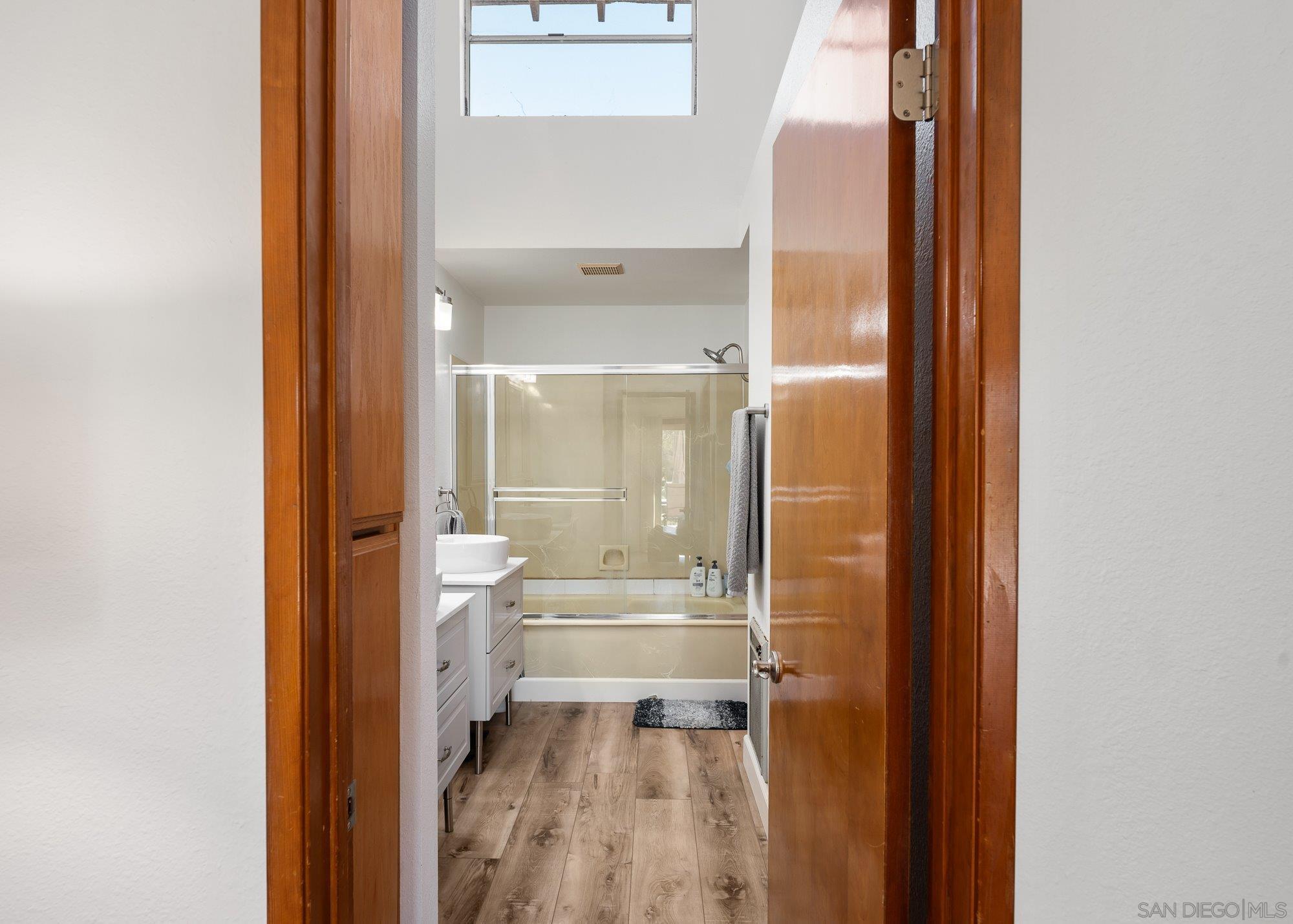 Detail Gallery Image 23 of 39 For 8647  Circle R Valley Ln, Escondido,  CA 92026 - 2 Beds | 2 Baths