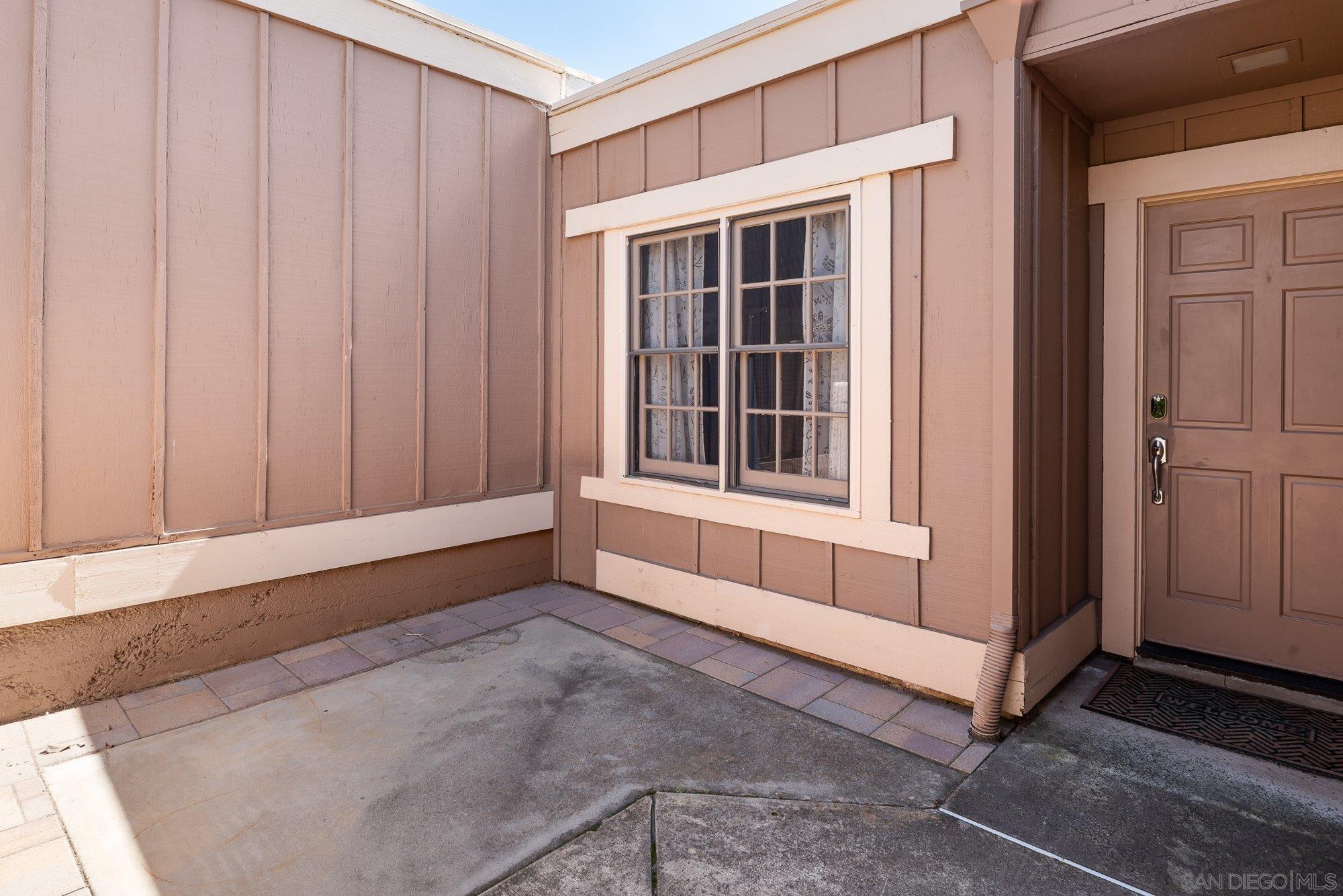 Detail Gallery Image 5 of 39 For 8647  Circle R Valley Ln, Escondido,  CA 92026 - 2 Beds | 2 Baths