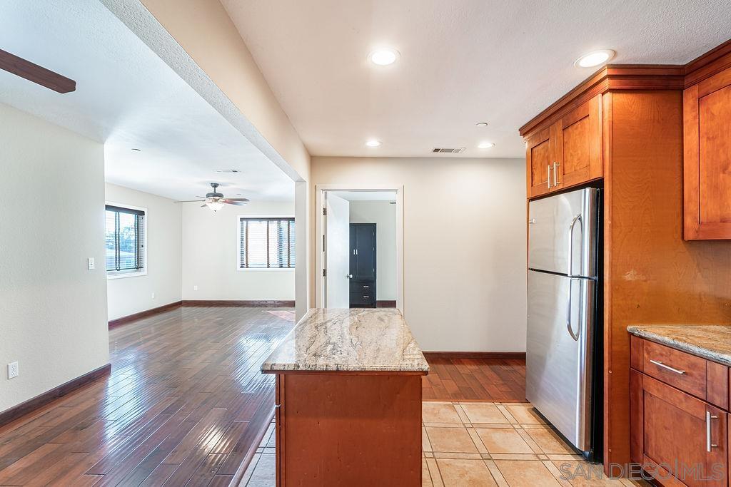 Detail Gallery Image 11 of 44 For 6618-22  Appert Ct, San Diego,  CA 92111 - – Beds | – Baths