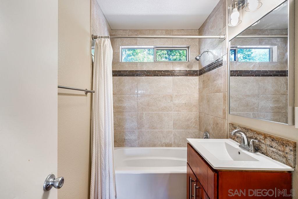 Detail Gallery Image 16 of 44 For 6618-22  Appert Ct, San Diego,  CA 92111 - – Beds | – Baths