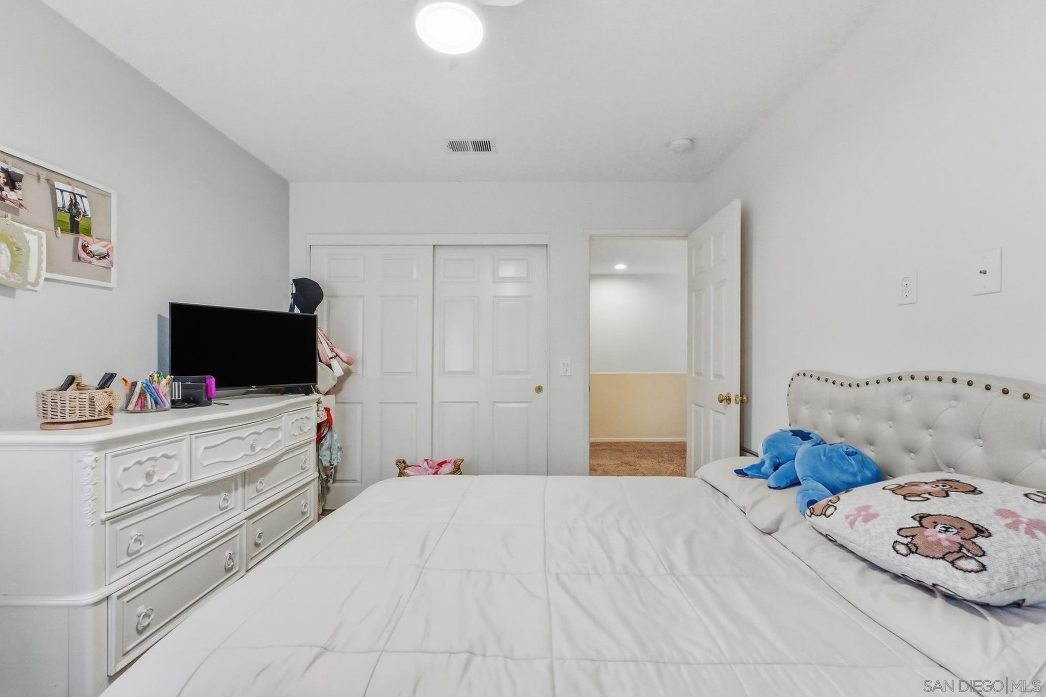 Detail Gallery Image 27 of 36 For 5630  Vista San Juanico, San Diego,  CA 92154 - 4 Beds | 2/1 Baths