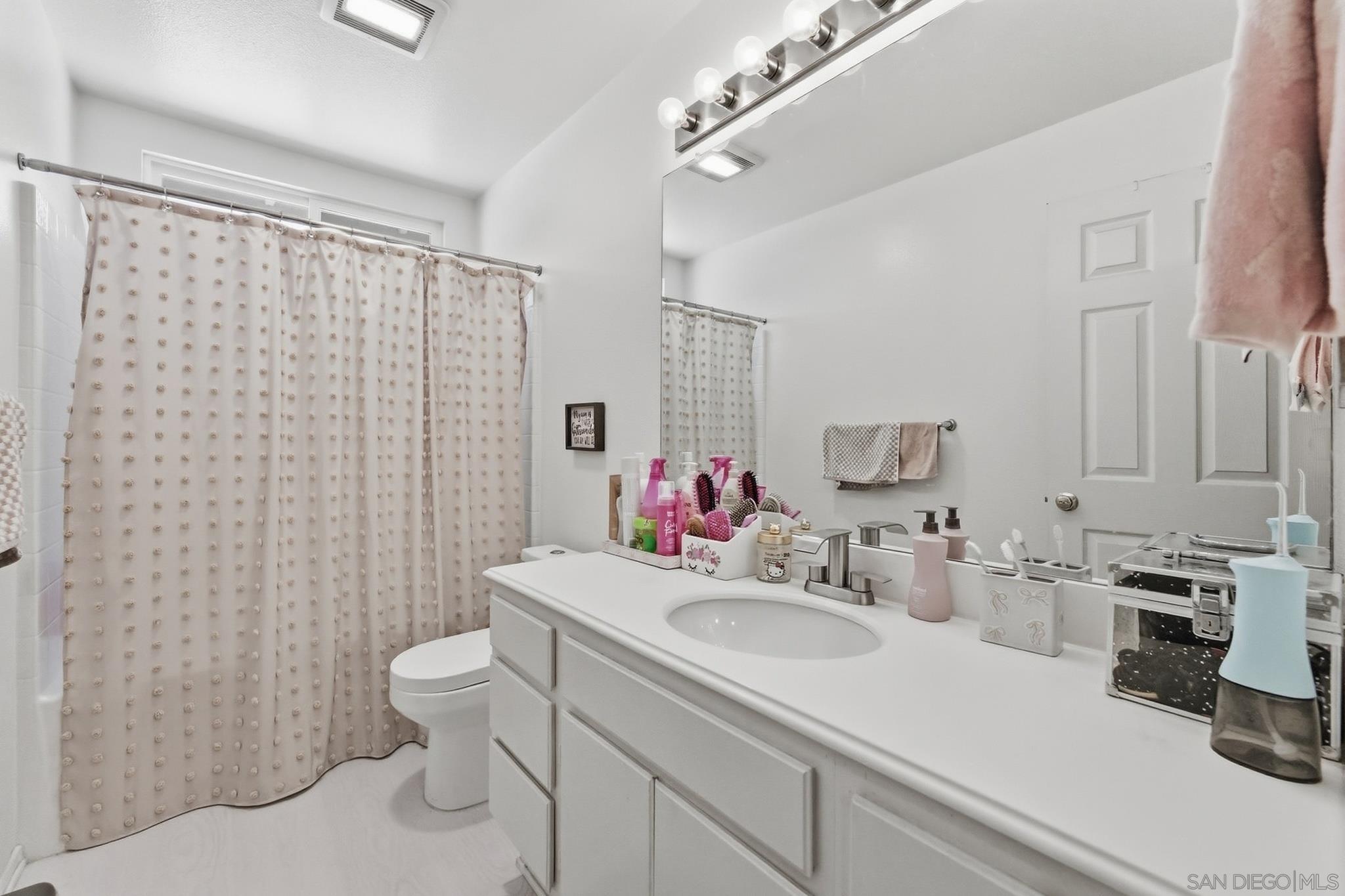 Detail Gallery Image 28 of 36 For 5630  Vista San Juanico, San Diego,  CA 92154 - 4 Beds | 2/1 Baths