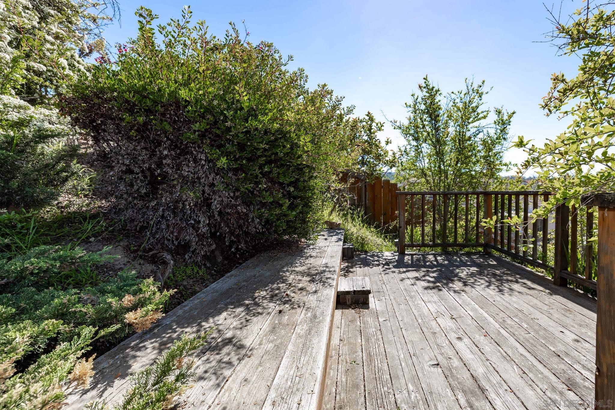 Detail Gallery Image 27 of 37 For 5177  Loma Verde, Oceanside,  CA 92056 - 2 Beds | 2 Baths