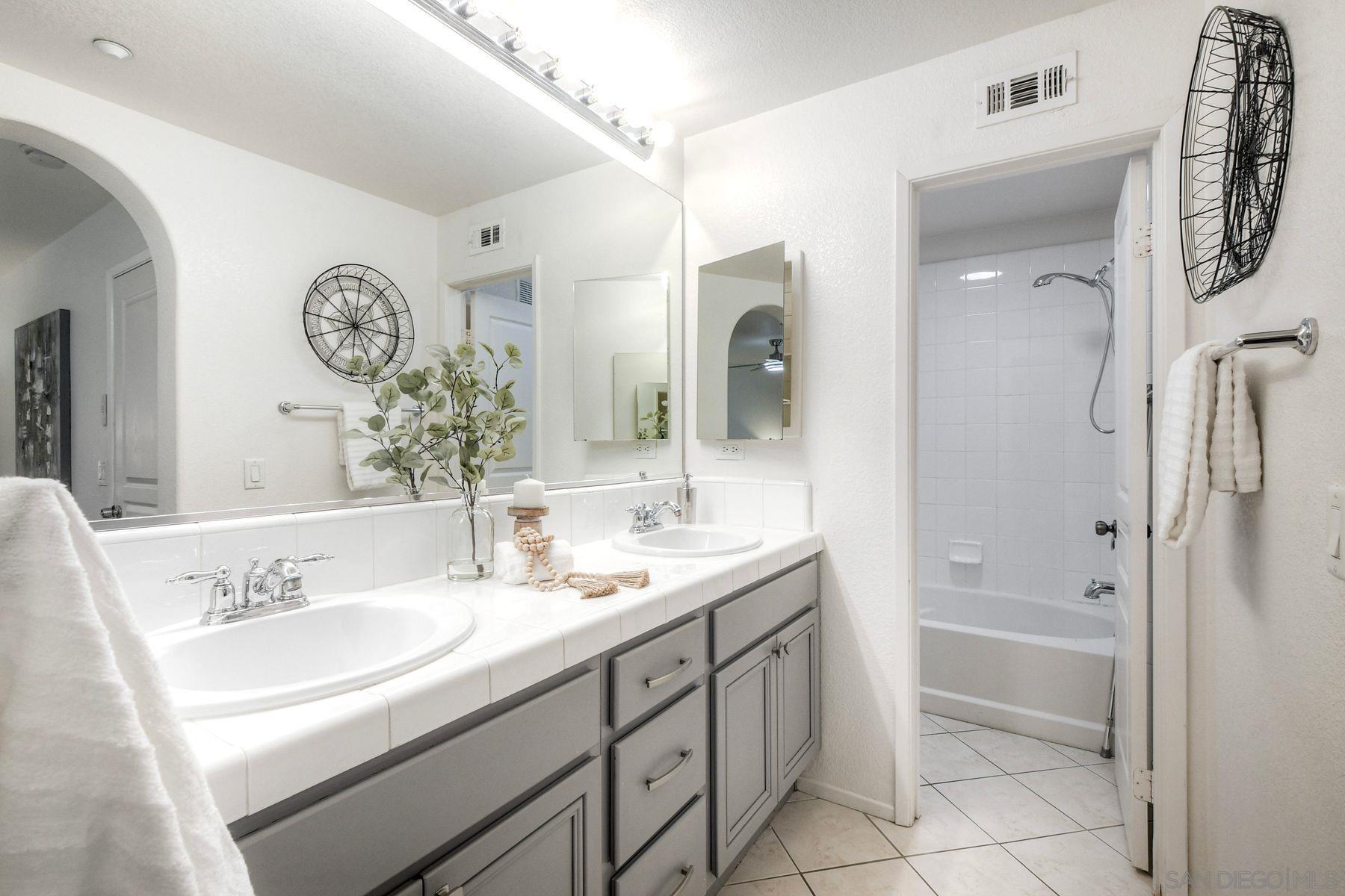 Detail Gallery Image 20 of 28 For 598  Almond Rd, San Marcos,  CA 92078 - 3 Beds | 3 Baths