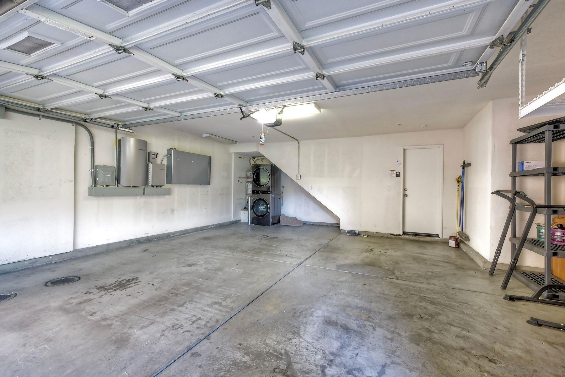 Detail Gallery Image 23 of 28 For 598  Almond Rd, San Marcos,  CA 92078 - 3 Beds | 3 Baths