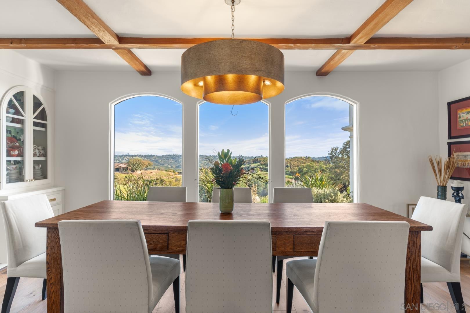 Detail Gallery Image 12 of 26 For 40616  Rock Mountain Road, Fallbrook,  CA 92028 - 4 Beds | 4 Baths