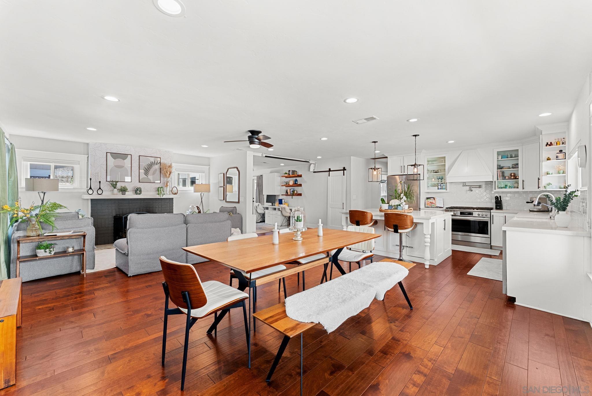 Detail Gallery Image 11 of 60 For 4736-38  Kensington Drive, San Diego,  CA 92116 - 4 Beds | 3/1 Baths