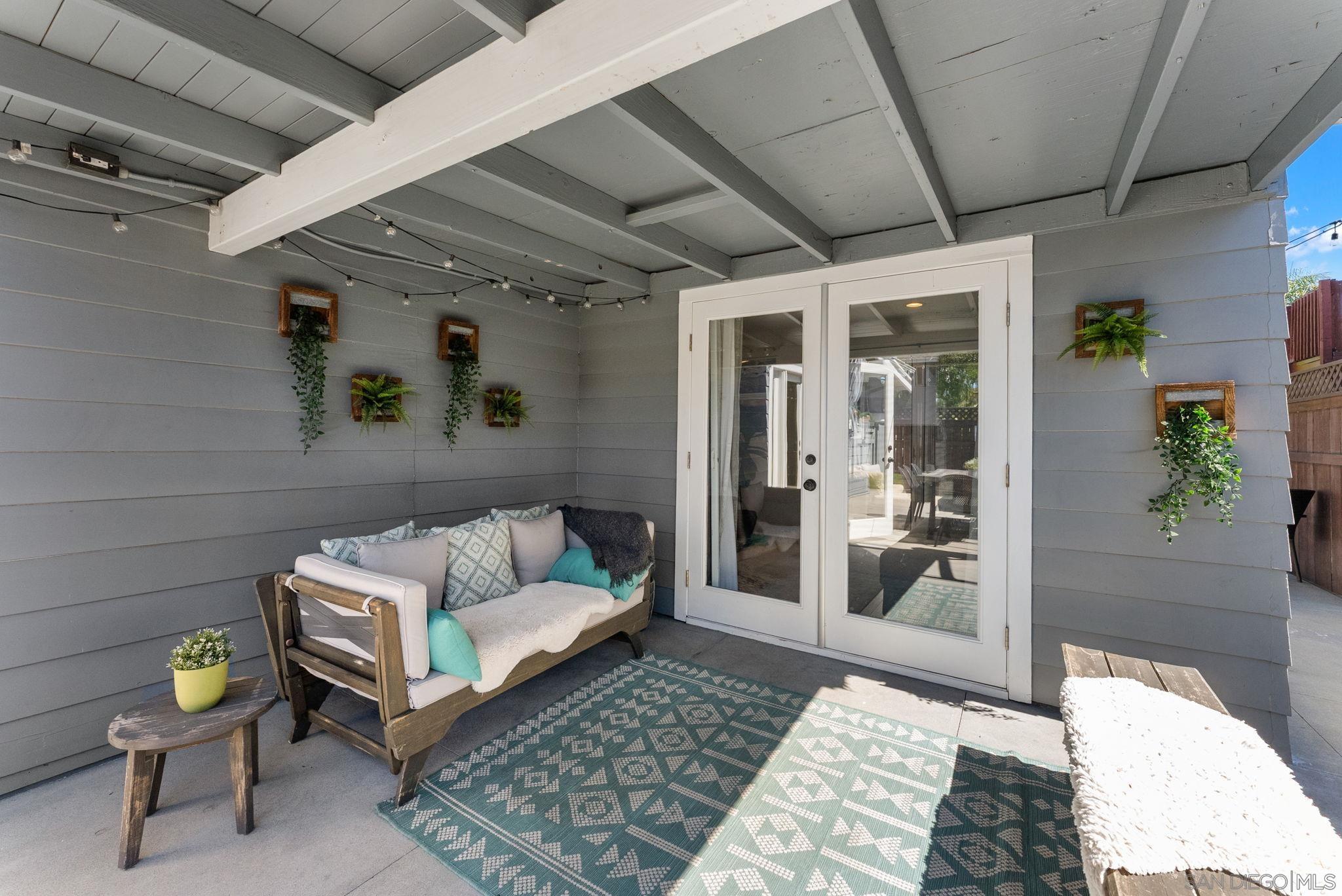 Detail Gallery Image 32 of 60 For 4736-38  Kensington Drive, San Diego,  CA 92116 - 4 Beds | 3/1 Baths