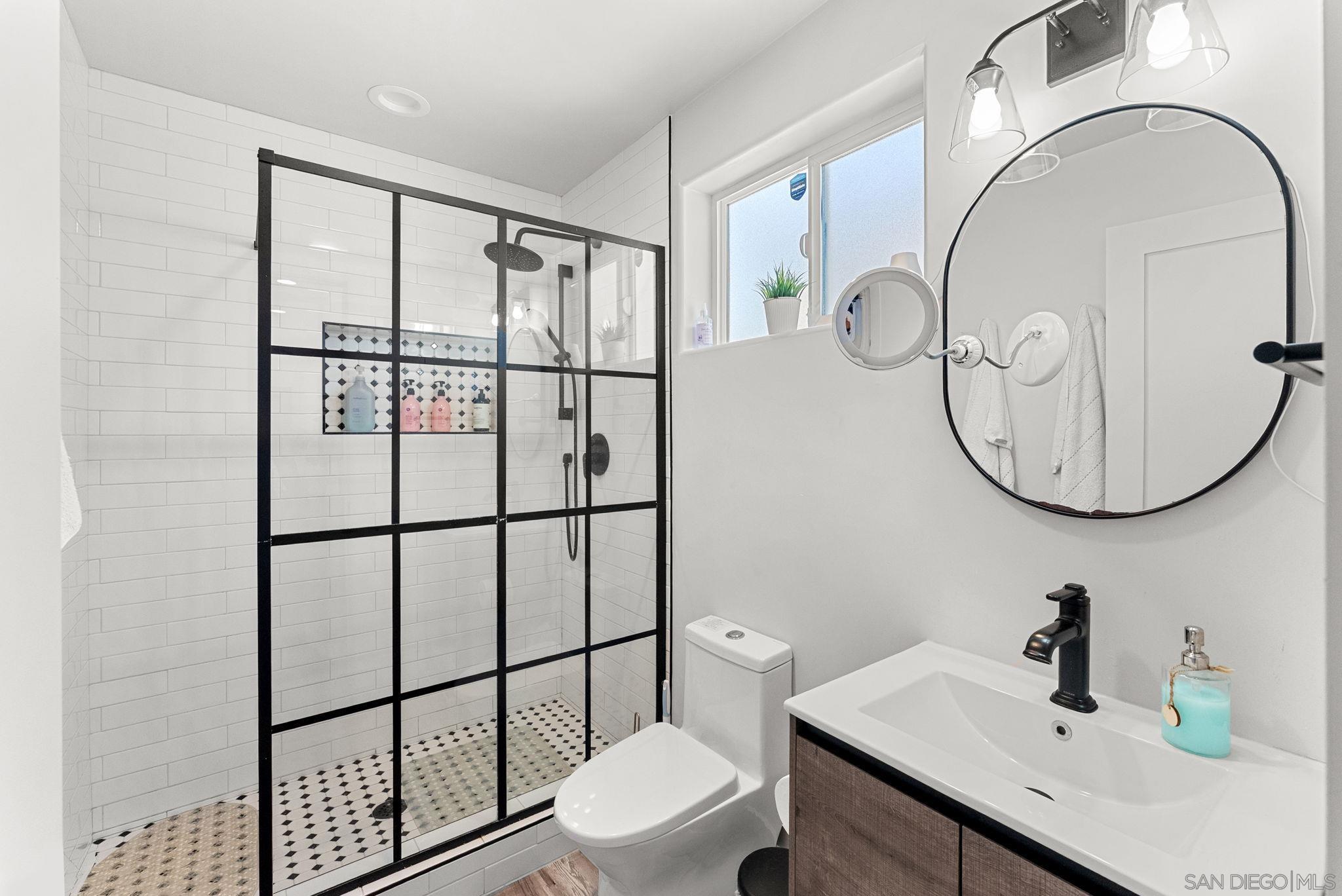 Detail Gallery Image 47 of 60 For 4736-38  Kensington Drive, San Diego,  CA 92116 - 4 Beds | 3/1 Baths