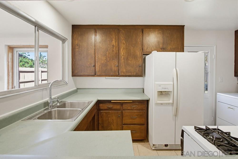 Detail Gallery Image 15 of 36 For 5178  Bowden Avenue, San Diego,  CA 92117 - 3 Beds | 1 Baths