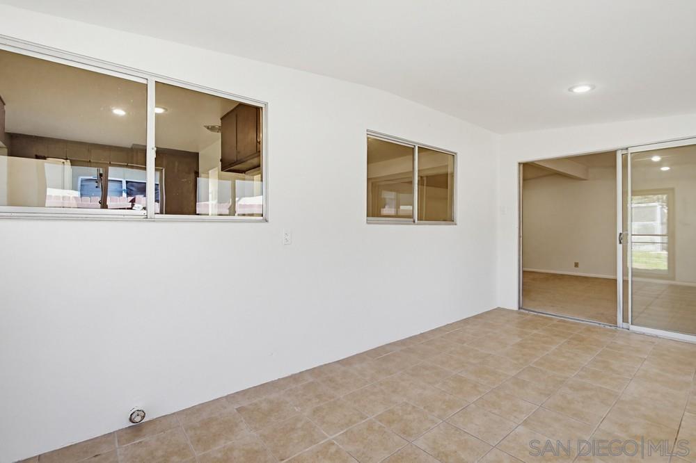 Detail Gallery Image 19 of 36 For 5178  Bowden Avenue, San Diego,  CA 92117 - 3 Beds | 1 Baths