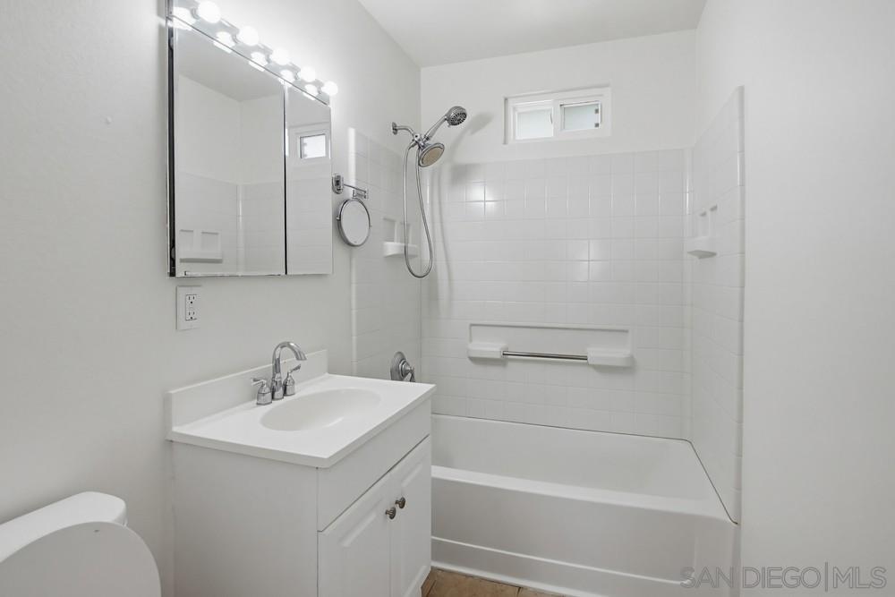 Detail Gallery Image 20 of 36 For 5178  Bowden Avenue, San Diego,  CA 92117 - 3 Beds | 1 Baths