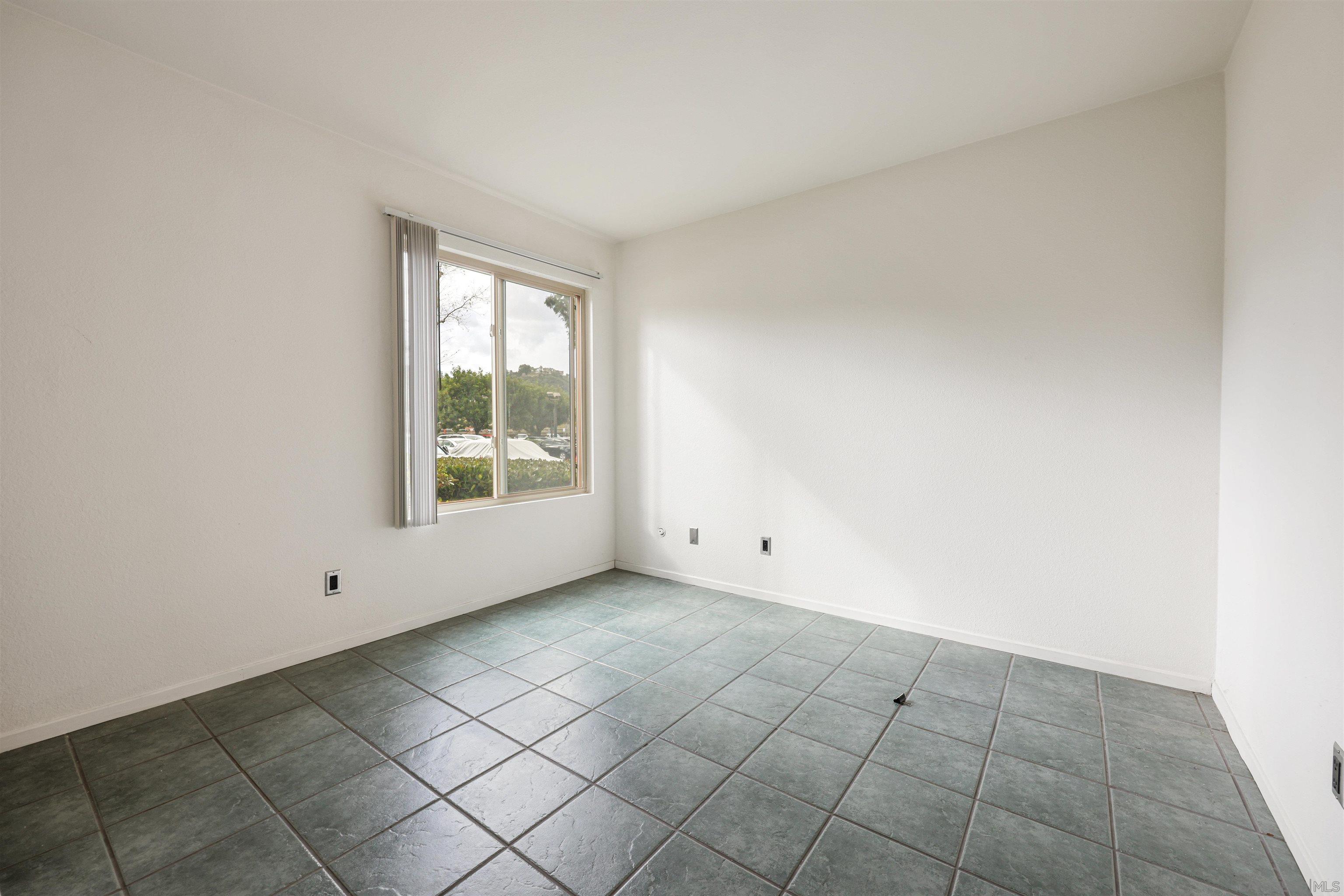 Detail Gallery Image 6 of 20 For 5918  Rancho Mission Rd  #59,  San Diego,  CA 92108 - 1 Beds | 1 Baths