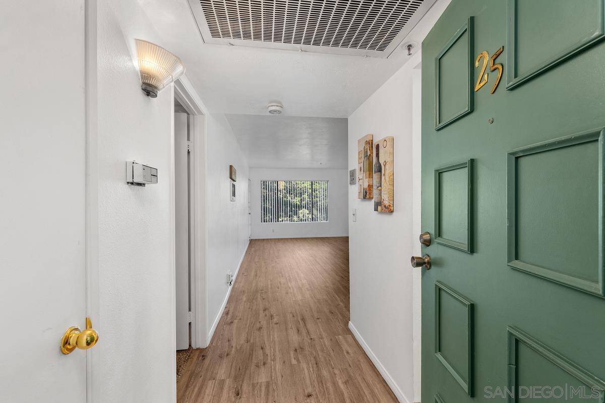 Detail Gallery Image 7 of 25 For 3980  Faircross Pl  #25,  San Diego,  CA 92115 - 1 Beds | 1 Baths