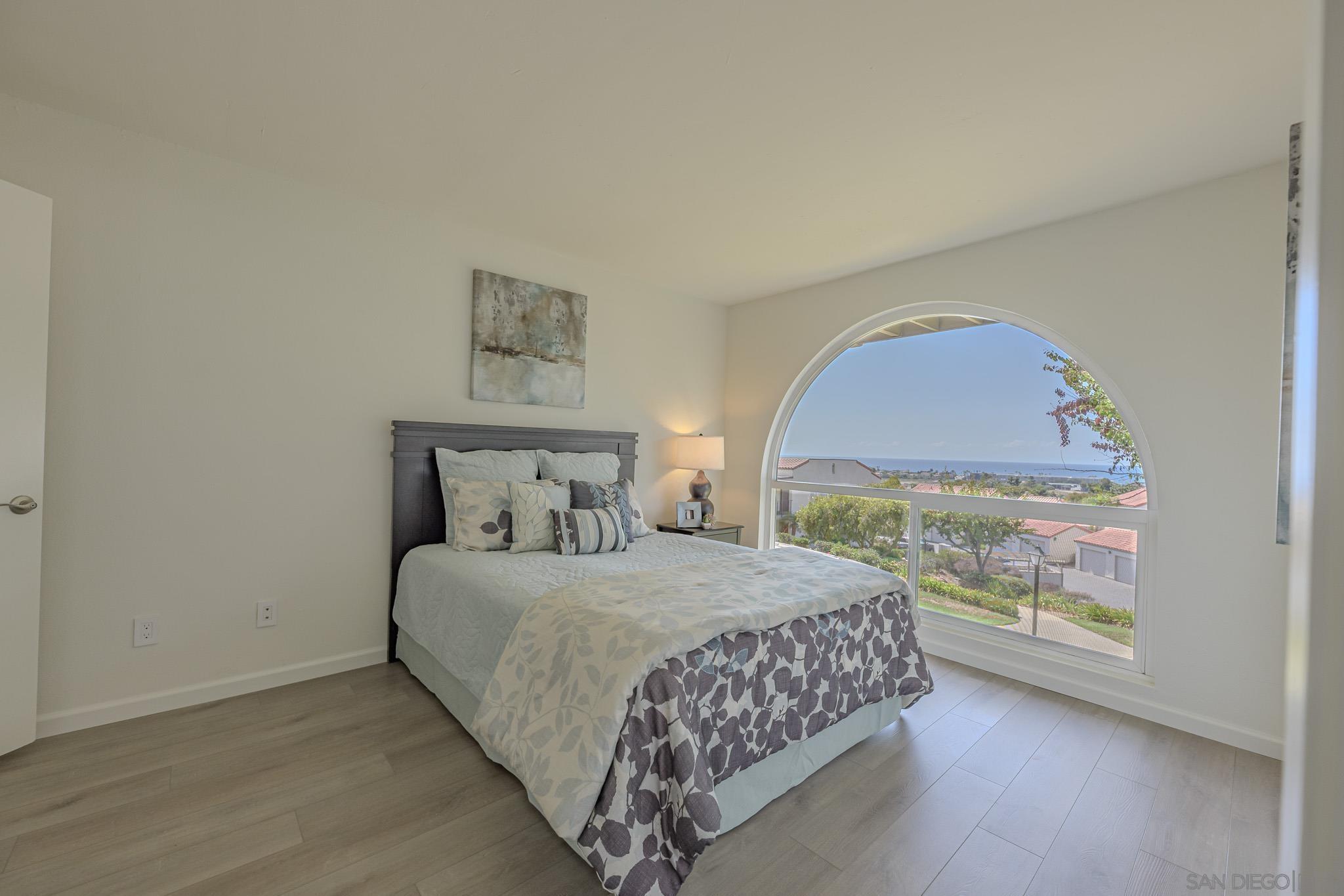 Detail Gallery Image 21 of 32 For 6677  Paseo Del Norte  #F,  Carlsbad,  CA 92011 - 2 Beds | 2 Baths