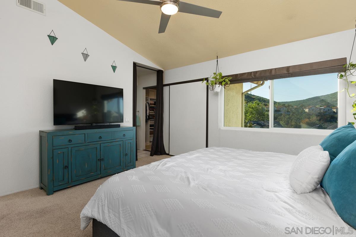 Detail Gallery Image 21 of 38 For 17926  Cassia Pl, San Diego,  CA 92127 - 3 Beds | 2/1 Baths