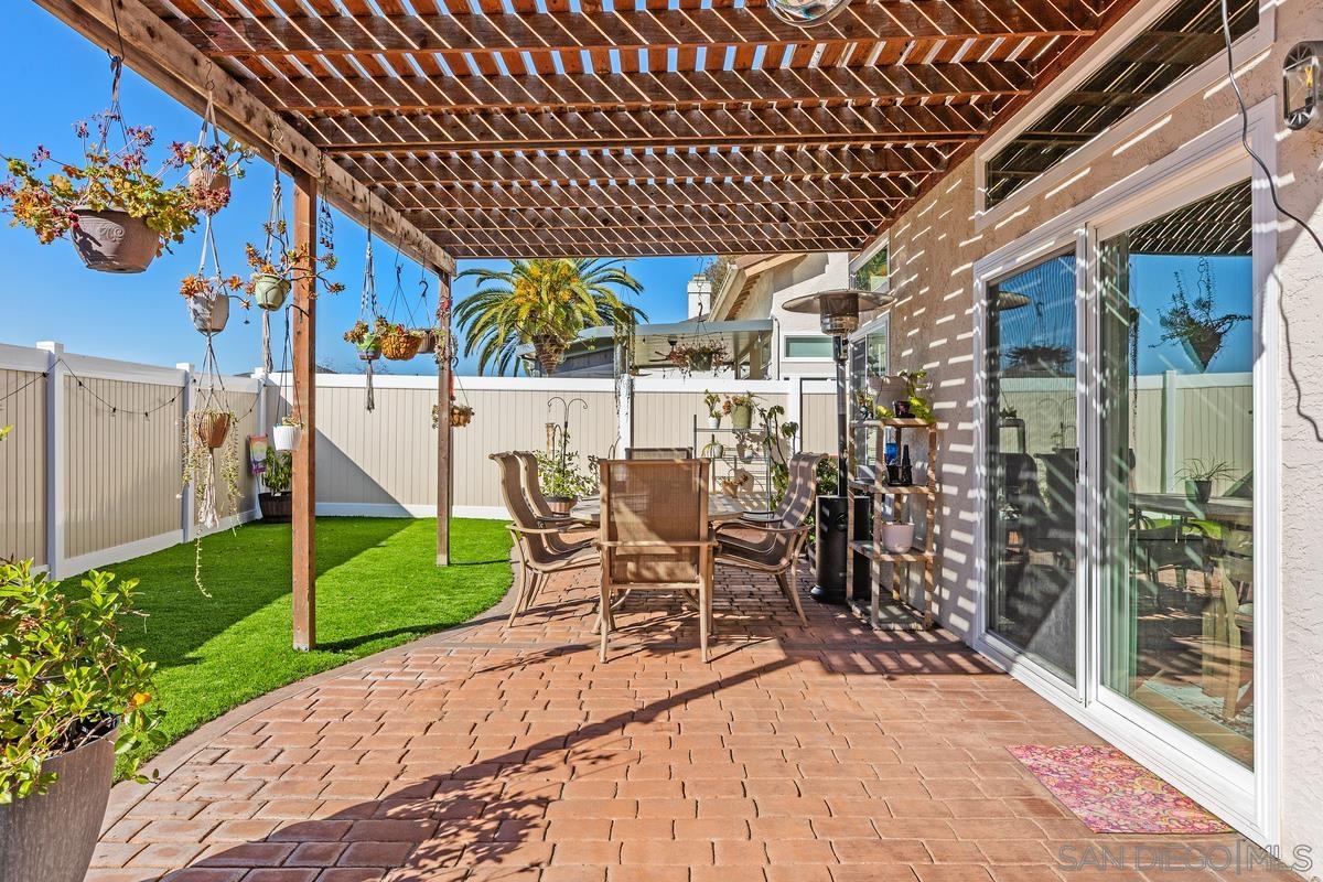 Detail Gallery Image 31 of 38 For 17926  Cassia Pl, San Diego,  CA 92127 - 3 Beds | 2/1 Baths
