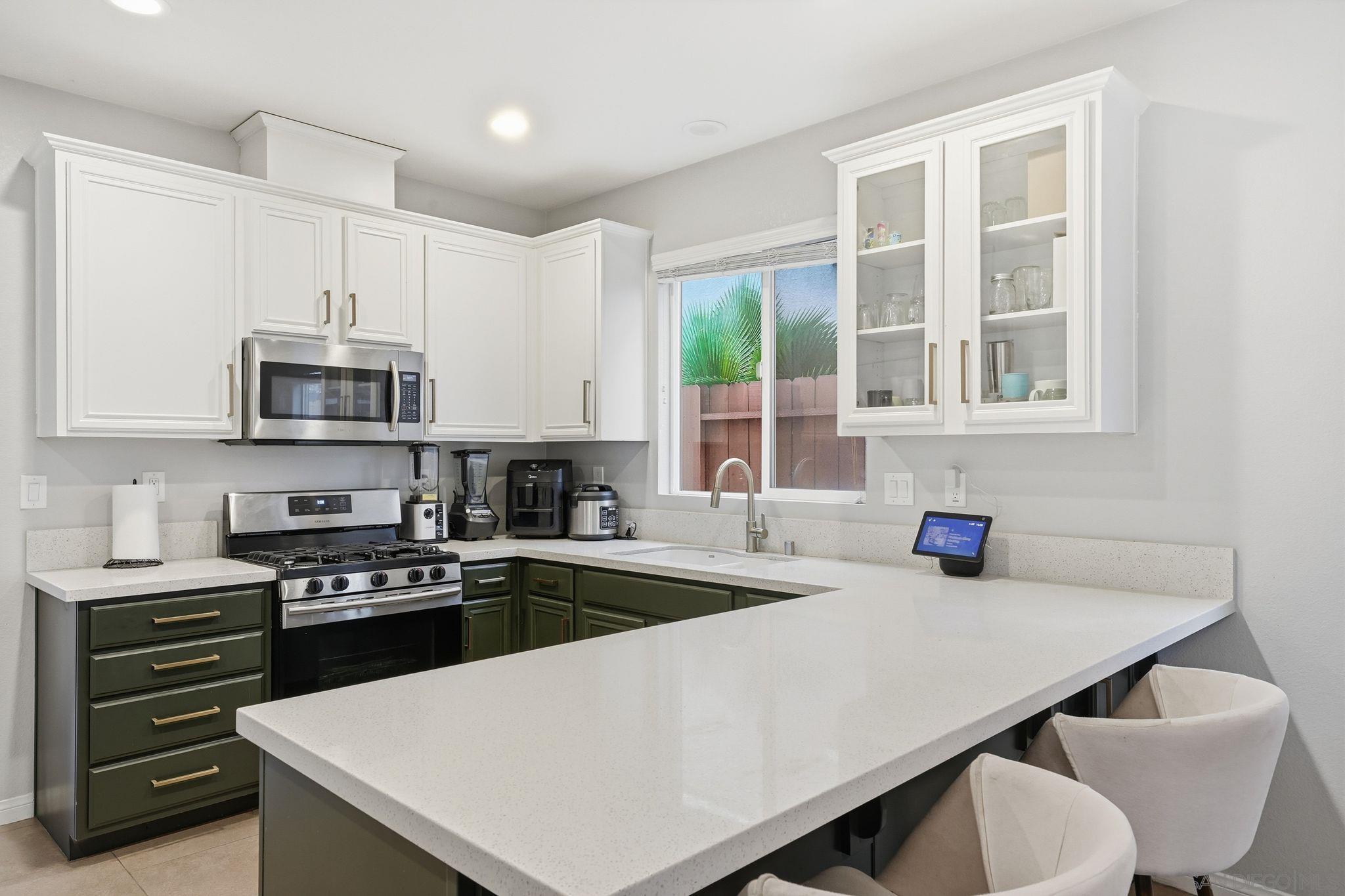 Detail Gallery Image 12 of 45 For 522  Mary Lane, El Cajon,  CA 92021 - 4 Beds | 2/1 Baths