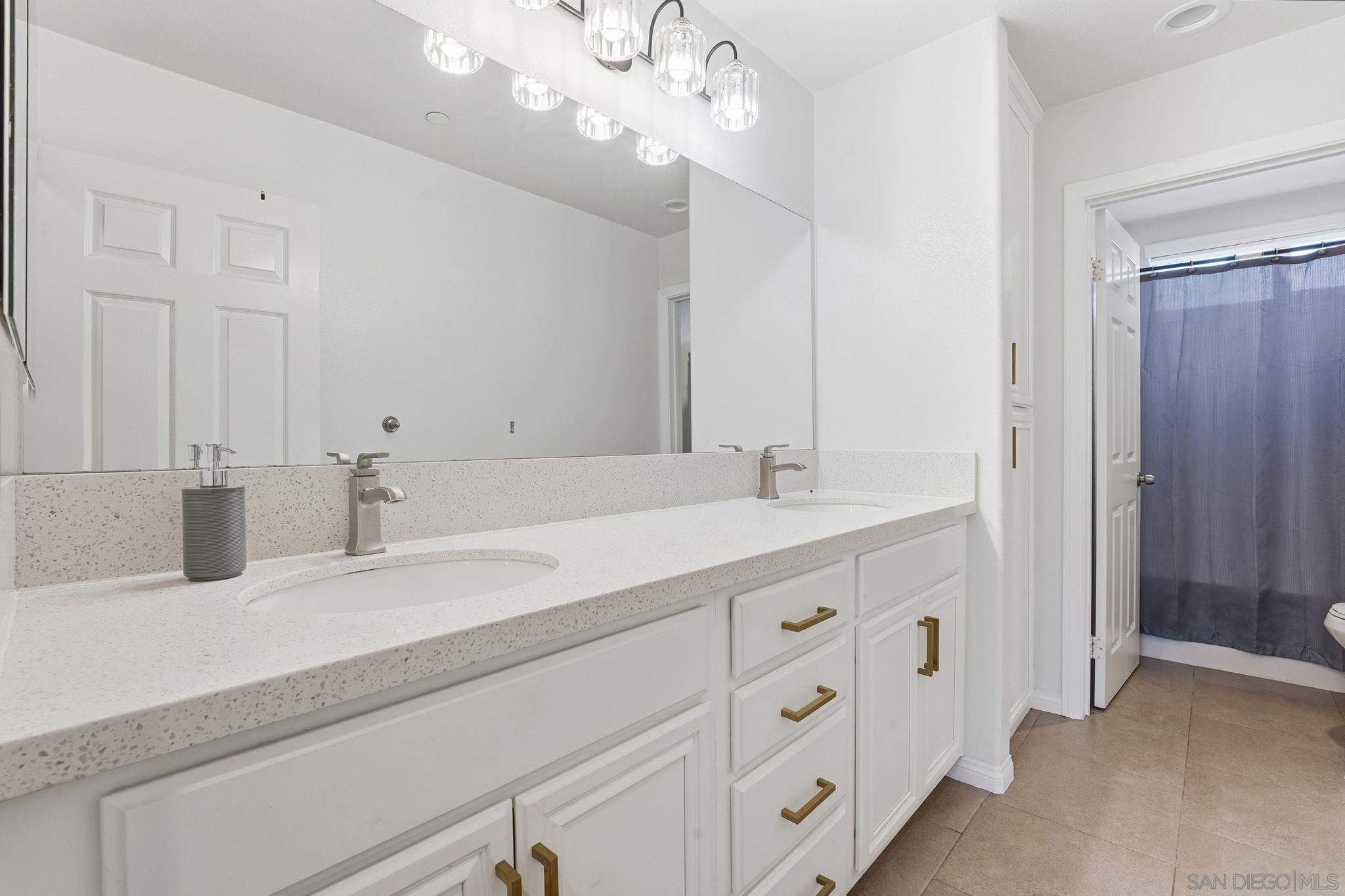 Detail Gallery Image 22 of 45 For 522  Mary Lane, El Cajon,  CA 92021 - 4 Beds | 2/1 Baths