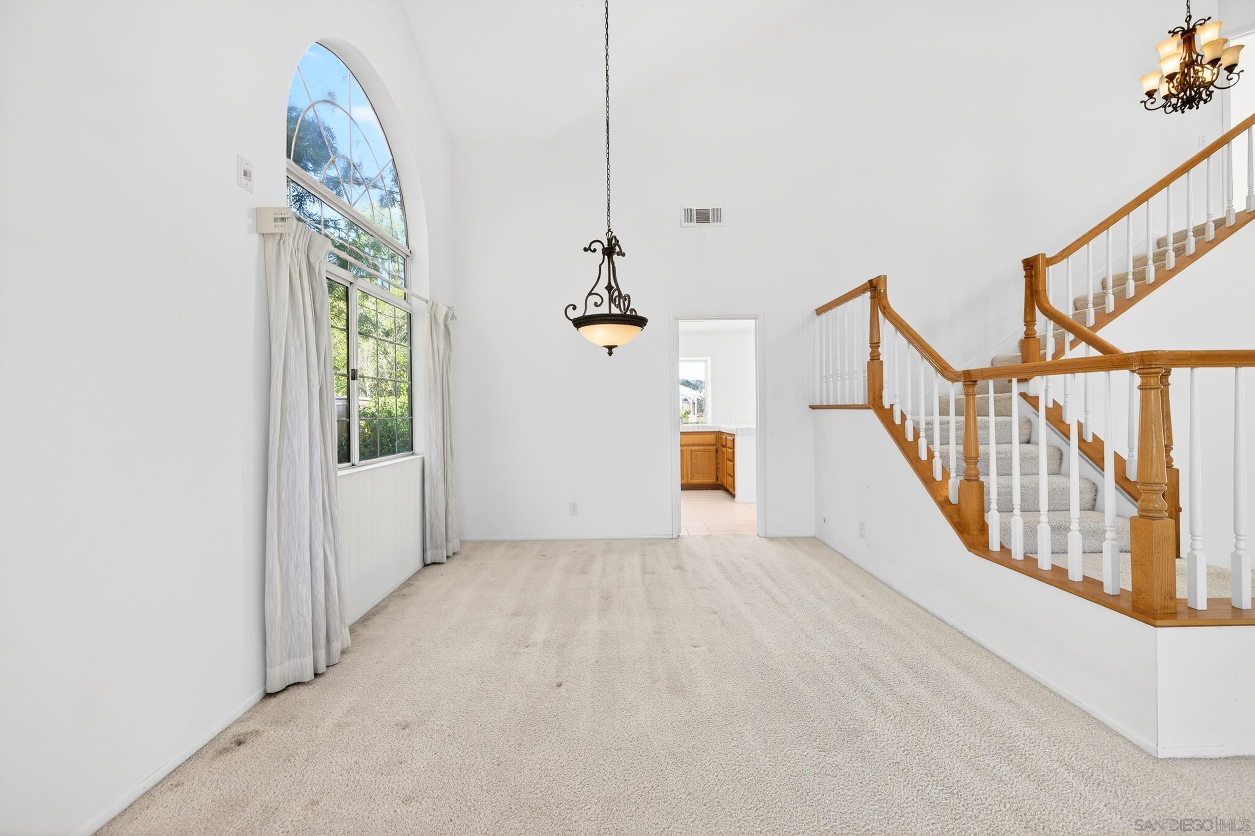 Detail Gallery Image 8 of 54 For 3577  Belgian Dr, Norco,  CA 92860 - 4 Beds | 3 Baths