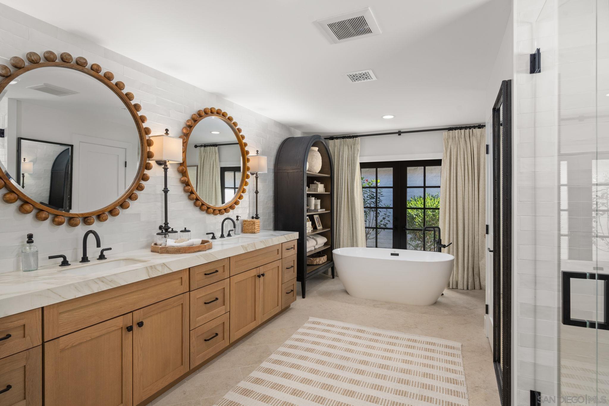 Detail Gallery Image 15 of 22 For 5424  El Cielito, Rancho Santa Fe,  CA 92067 - 6 Beds | 6/1 Baths