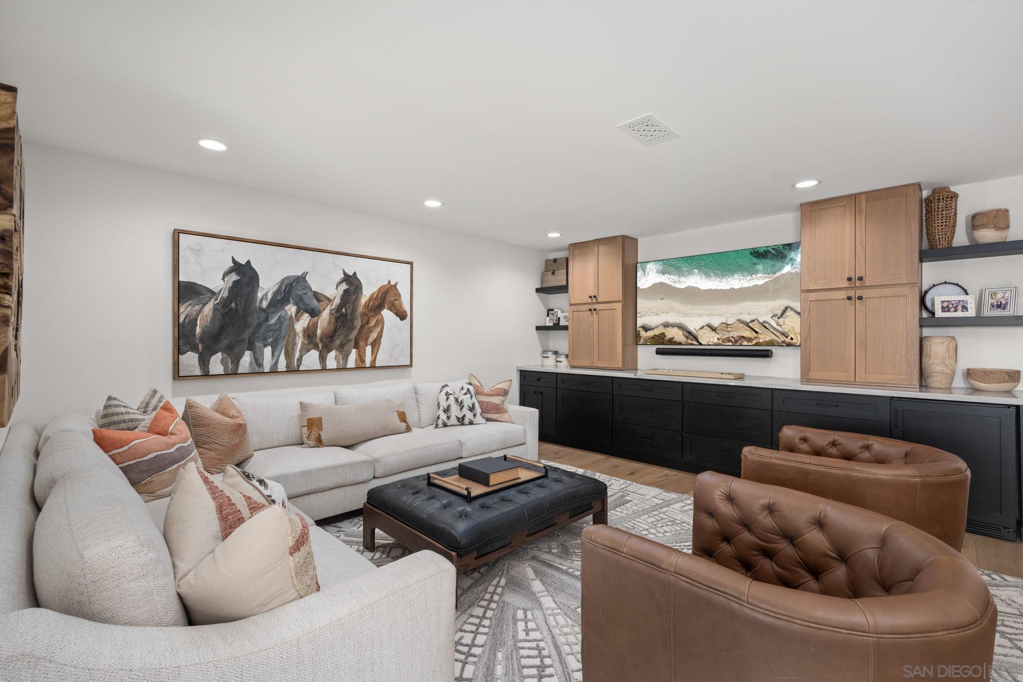 Detail Gallery Image 4 of 22 For 5424  El Cielito, Rancho Santa Fe,  CA 92067 - 6 Beds | 6/1 Baths