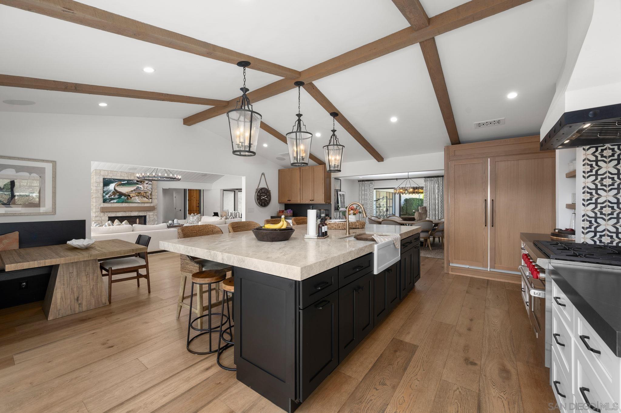 Detail Gallery Image 9 of 22 For 5424  El Cielito, Rancho Santa Fe,  CA 92067 - 6 Beds | 6/1 Baths