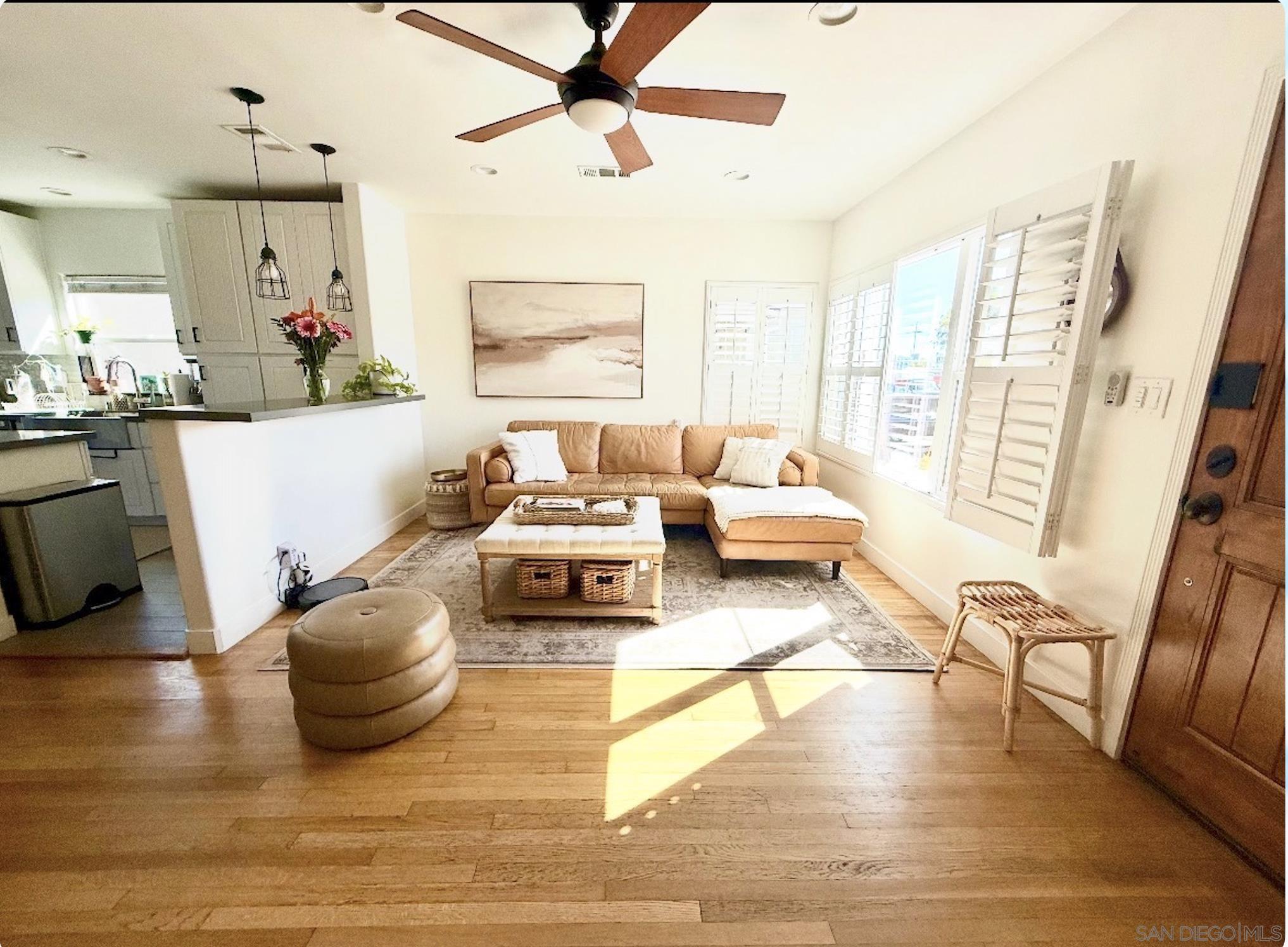 Detail Gallery Image 2 of 36 For 4335  33rd Pl, San Diego,  CA 92104 - 3 Beds | 2 Baths