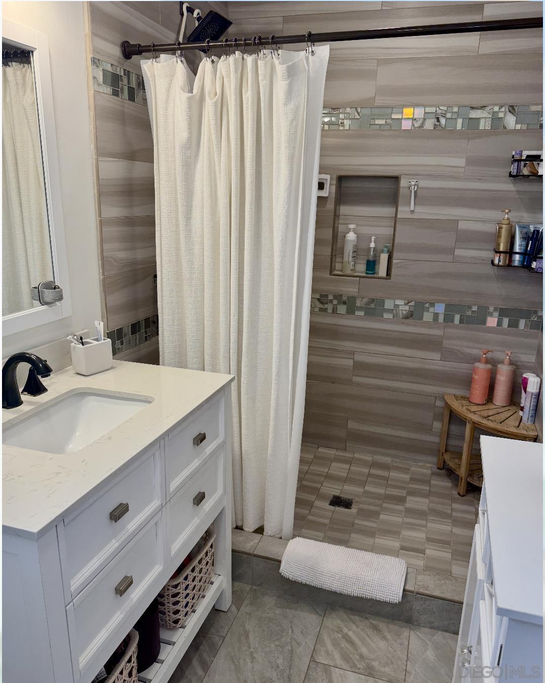 Detail Gallery Image 20 of 36 For 4335  33rd Pl, San Diego,  CA 92104 - 3 Beds | 2 Baths