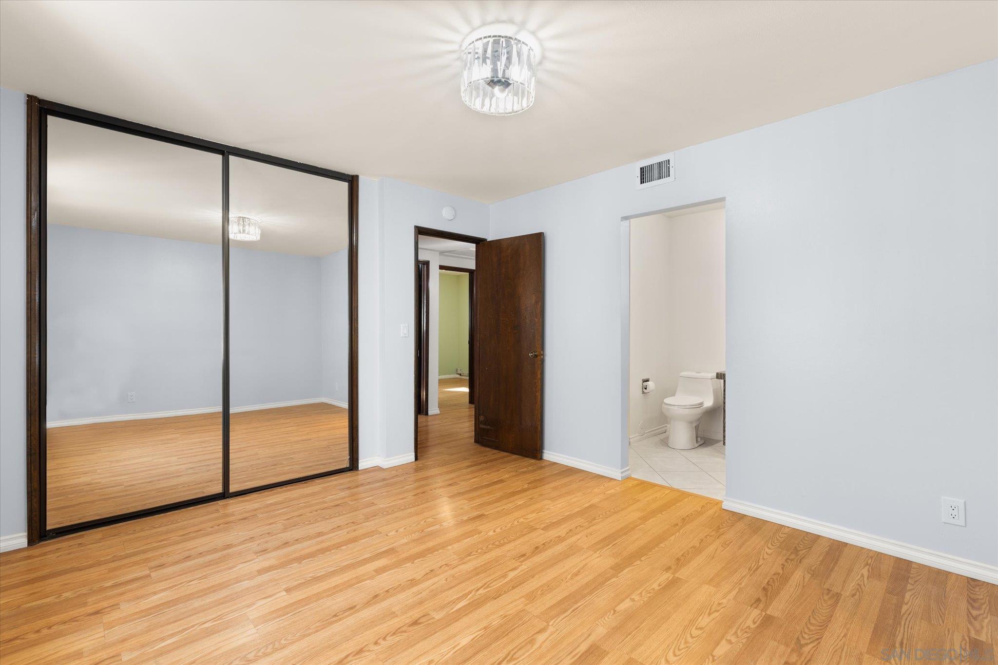 Detail Gallery Image 15 of 66 For 11518  205th St, Lakewood,  CA 90715 - 3 Beds | 2 Baths