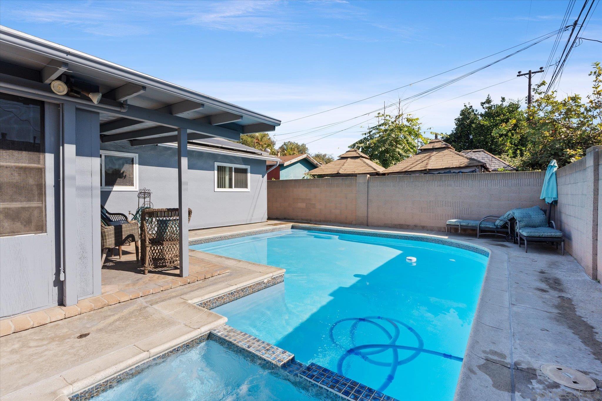 Detail Gallery Image 26 of 66 For 11518  205th St, Lakewood,  CA 90715 - 3 Beds | 2 Baths