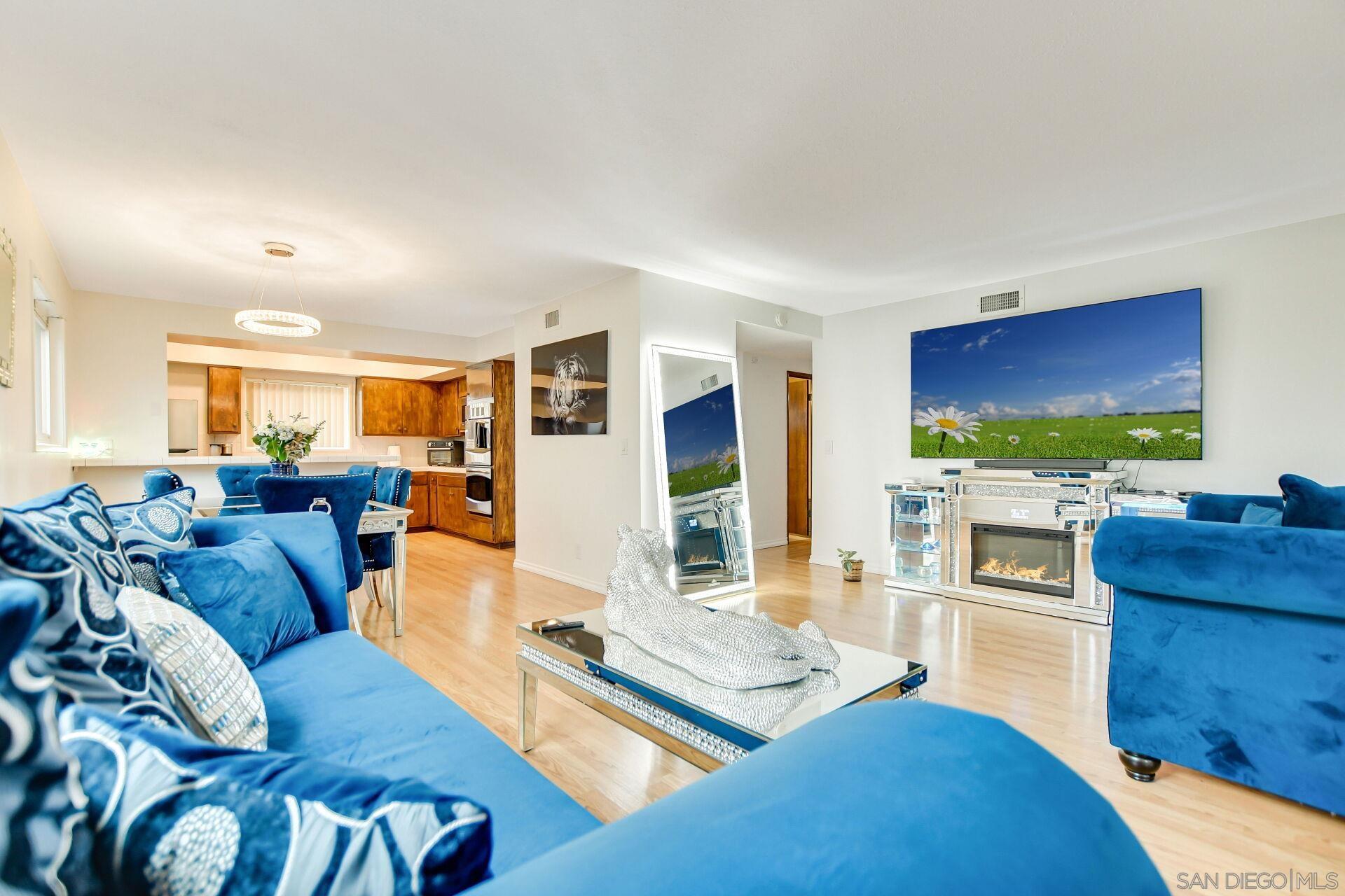 Detail Gallery Image 38 of 66 For 11518  205th St, Lakewood,  CA 90715 - 3 Beds | 2 Baths