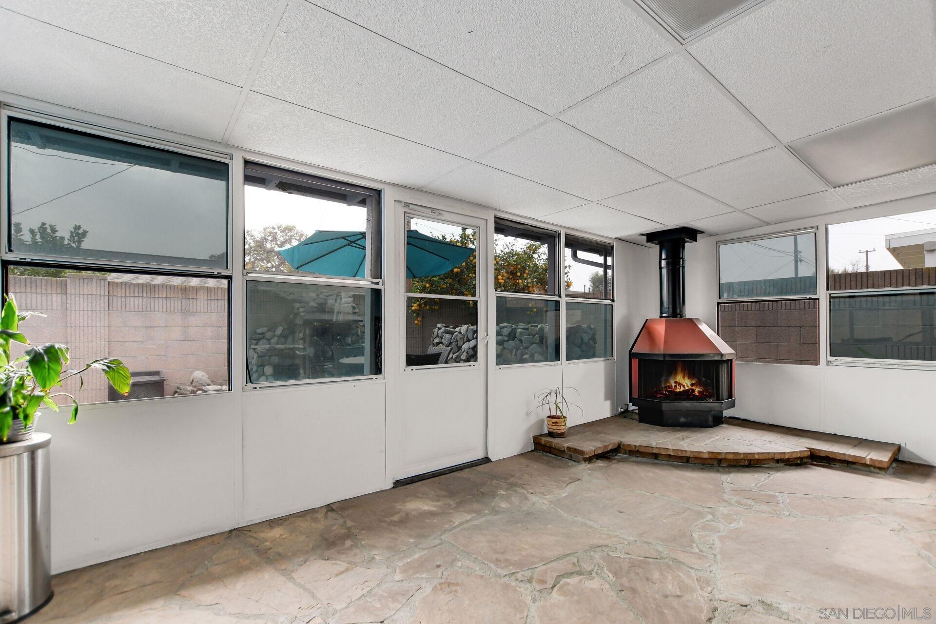 Detail Gallery Image 48 of 66 For 11518  205th St, Lakewood,  CA 90715 - 3 Beds | 2 Baths