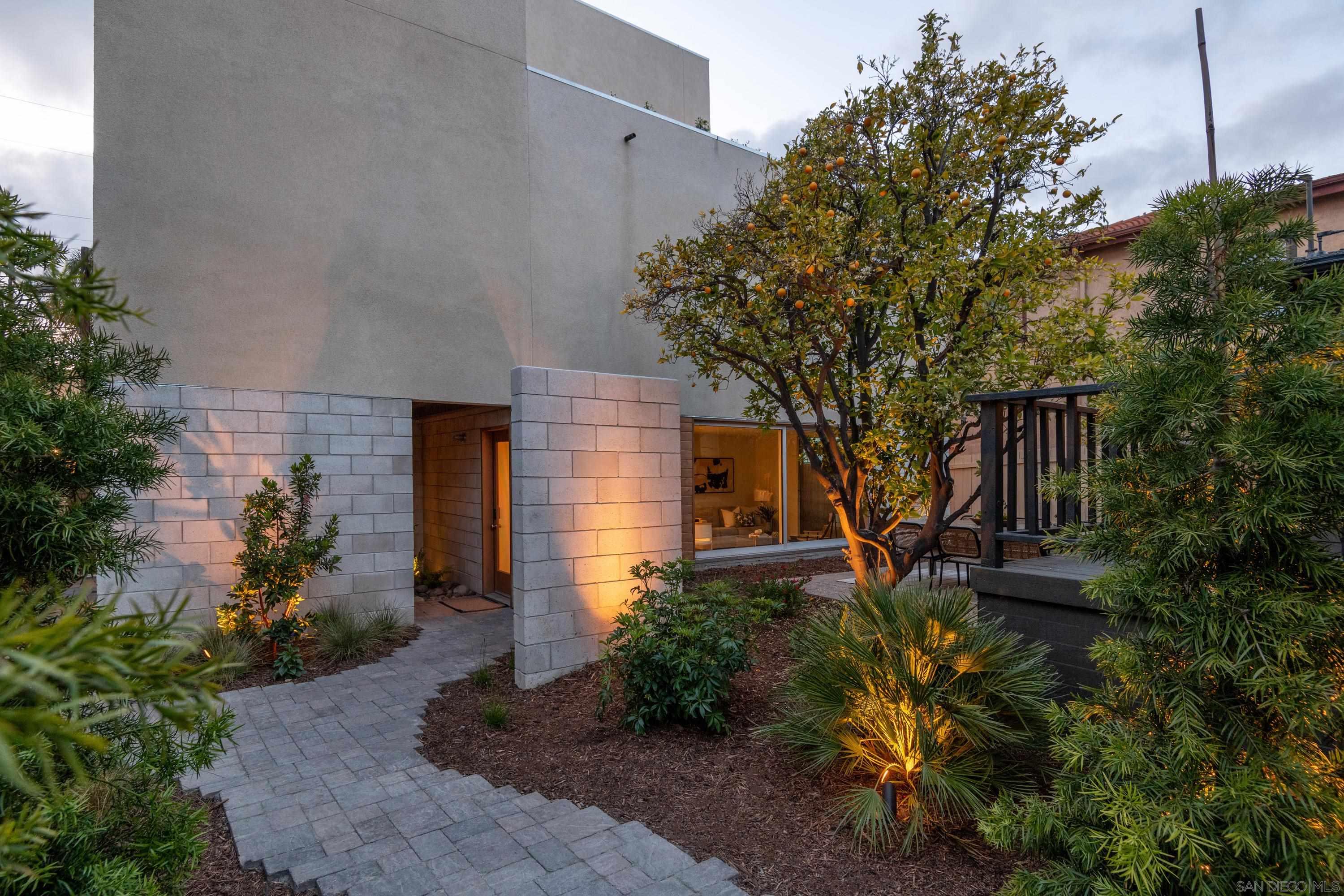 Detail Gallery Image 2 of 43 For 3760-62  Pershing Ave, San Diego,  CA 92104 - – Beds | – Baths