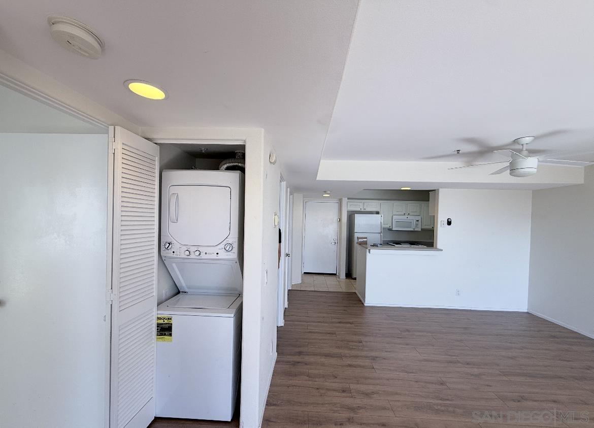 Detail Gallery Image 17 of 20 For 5726  La Jolla Blvd  207, La Jolla,  CA 92037 - 2 Beds | 2 Baths