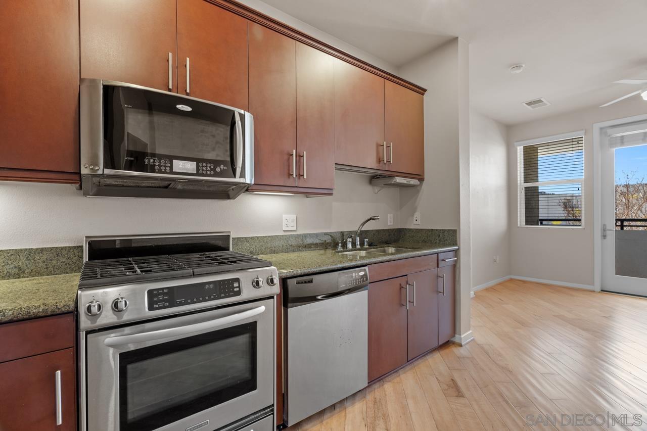 Detail Gallery Image 14 of 40 For 3687  4th Avenue  #201,  San Diego,  CA 92103 - 2 Beds | 2 Baths