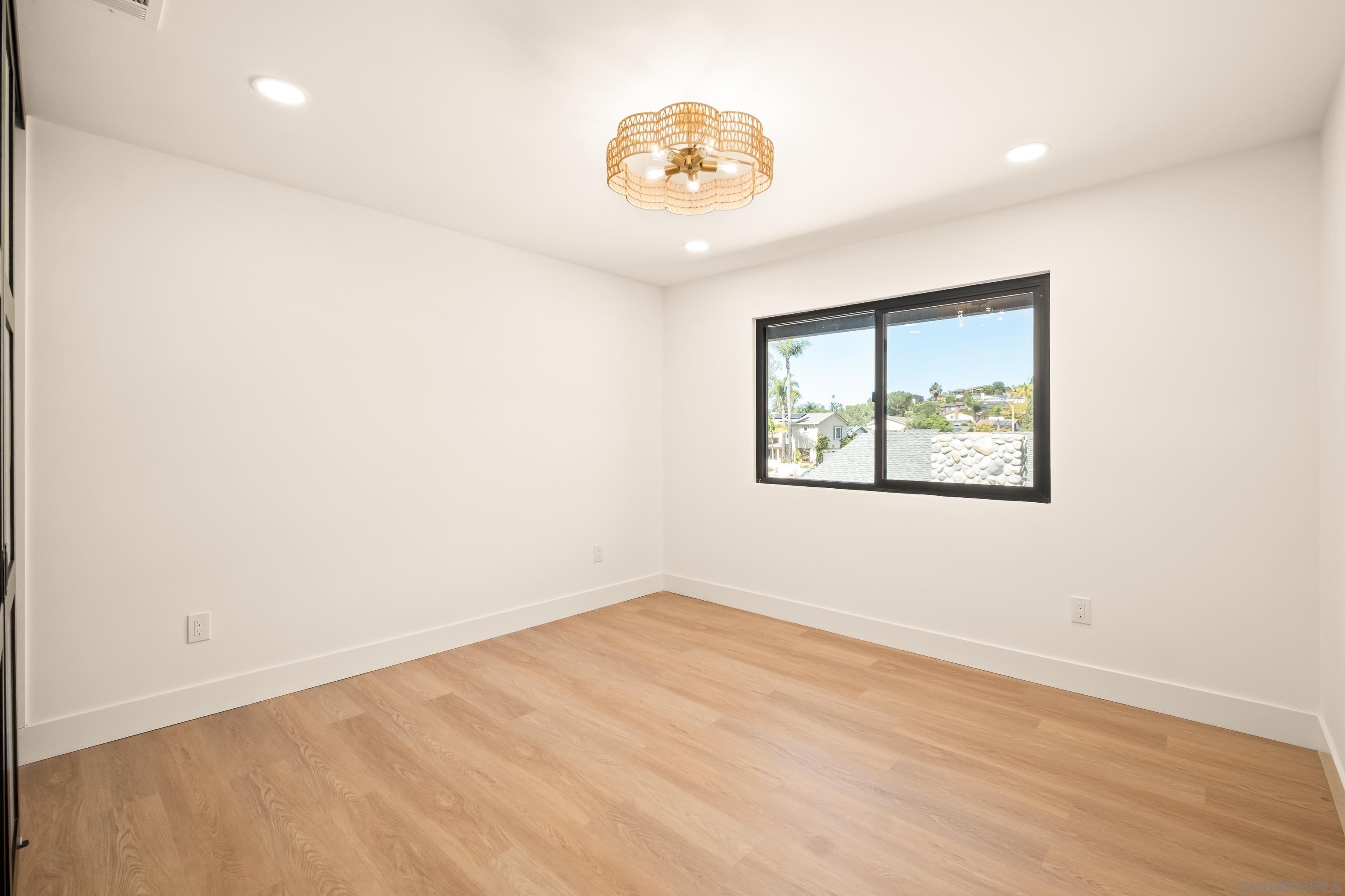 Detail Gallery Image 28 of 40 For 3141  Erie Street, San Diego,  CA 92117 - 3 Beds | 2/1 Baths