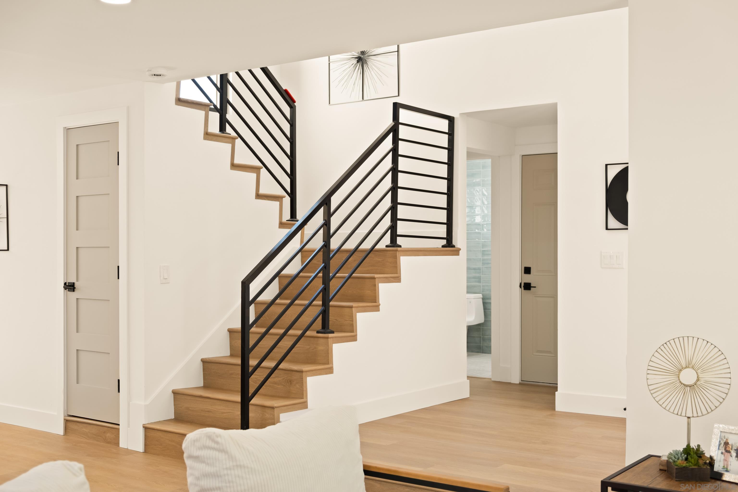 Detail Gallery Image 7 of 40 For 3141  Erie Street, San Diego,  CA 92117 - 3 Beds | 2/1 Baths