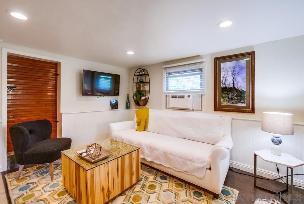 Detail Gallery Image 7 of 17 For 5438  Gilbert Dr  C, San Diego,  CA 92115 - 0 Beds | 1 Baths