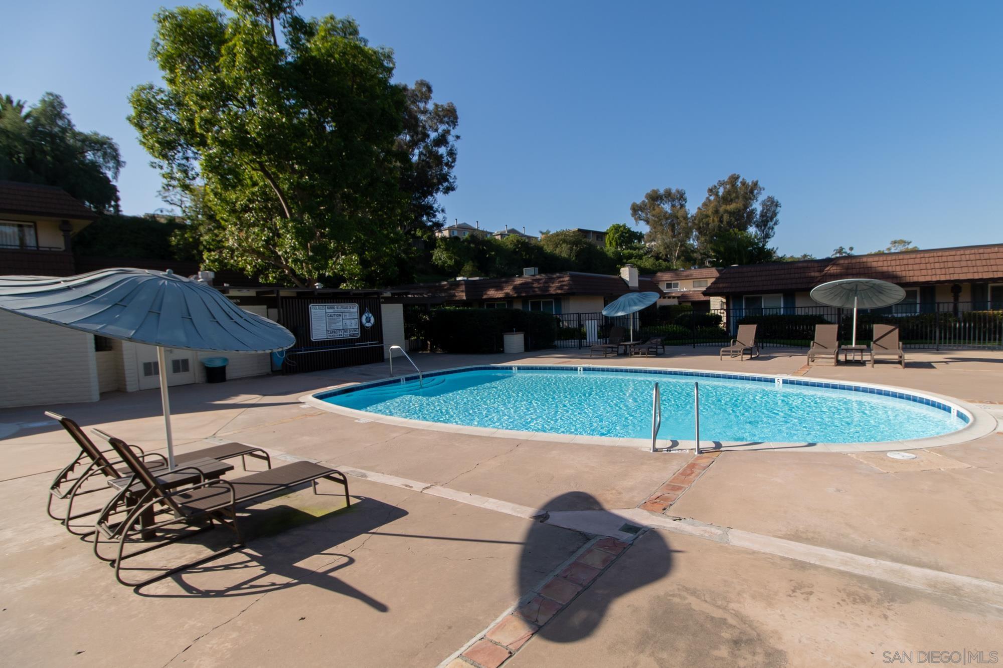 Detail Gallery Image 47 of 52 For 4114  Collwood Lane, San Diego,  CA 92115 - 4 Beds | 2/1 Baths